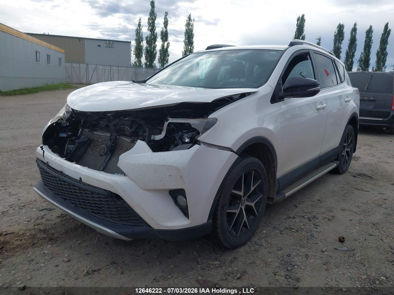 2016 TOYOTA RAV4 SE thumbnail 3