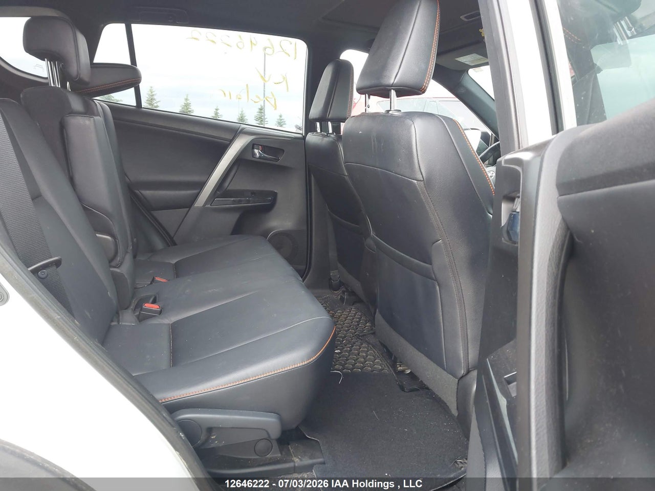 2016 TOYOTA RAV4 SE thumbnail 9