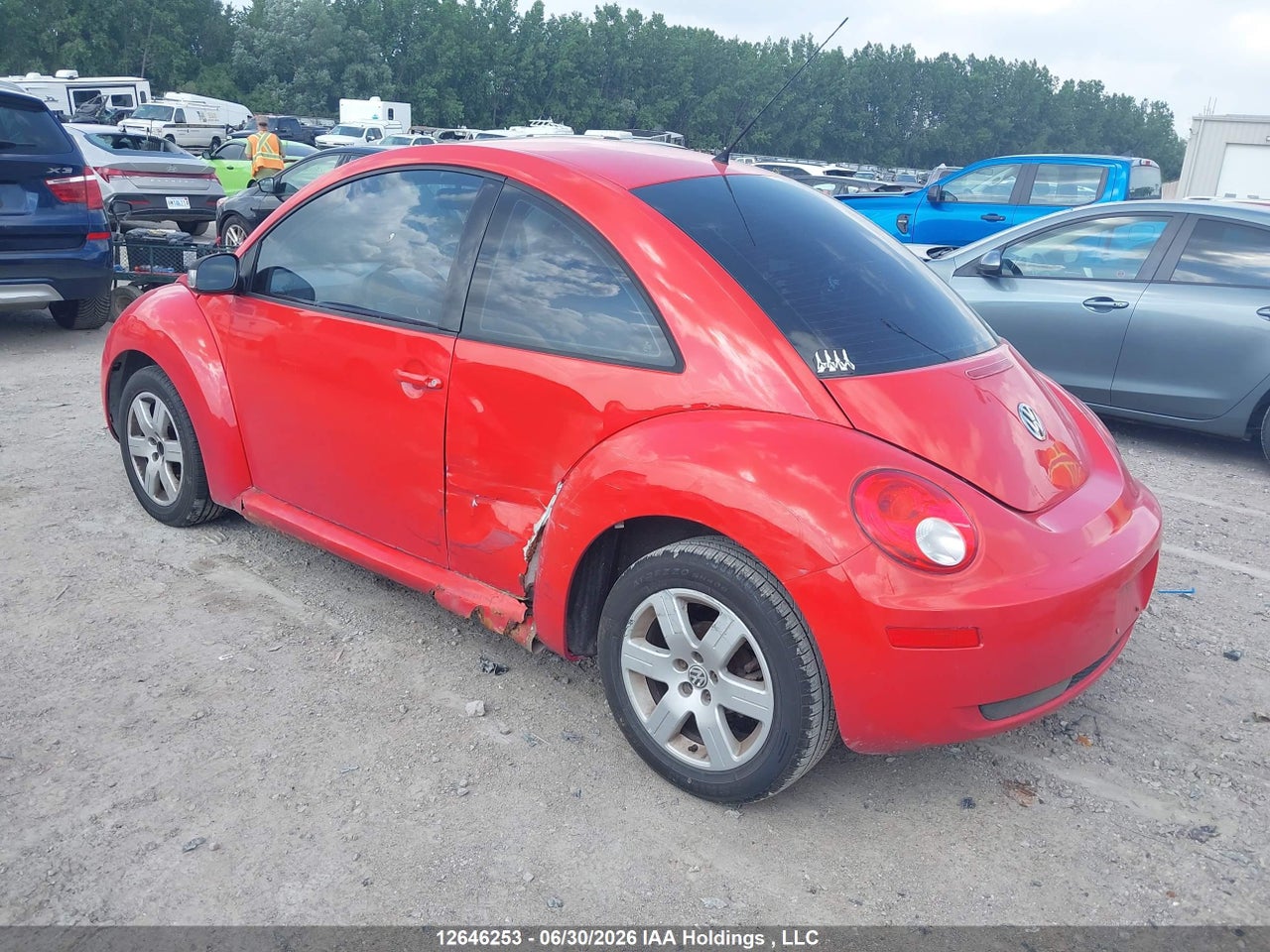 2007 VOLKSWAGEN NEW BEETLE 2.5L LUXURY thumbnail 4
