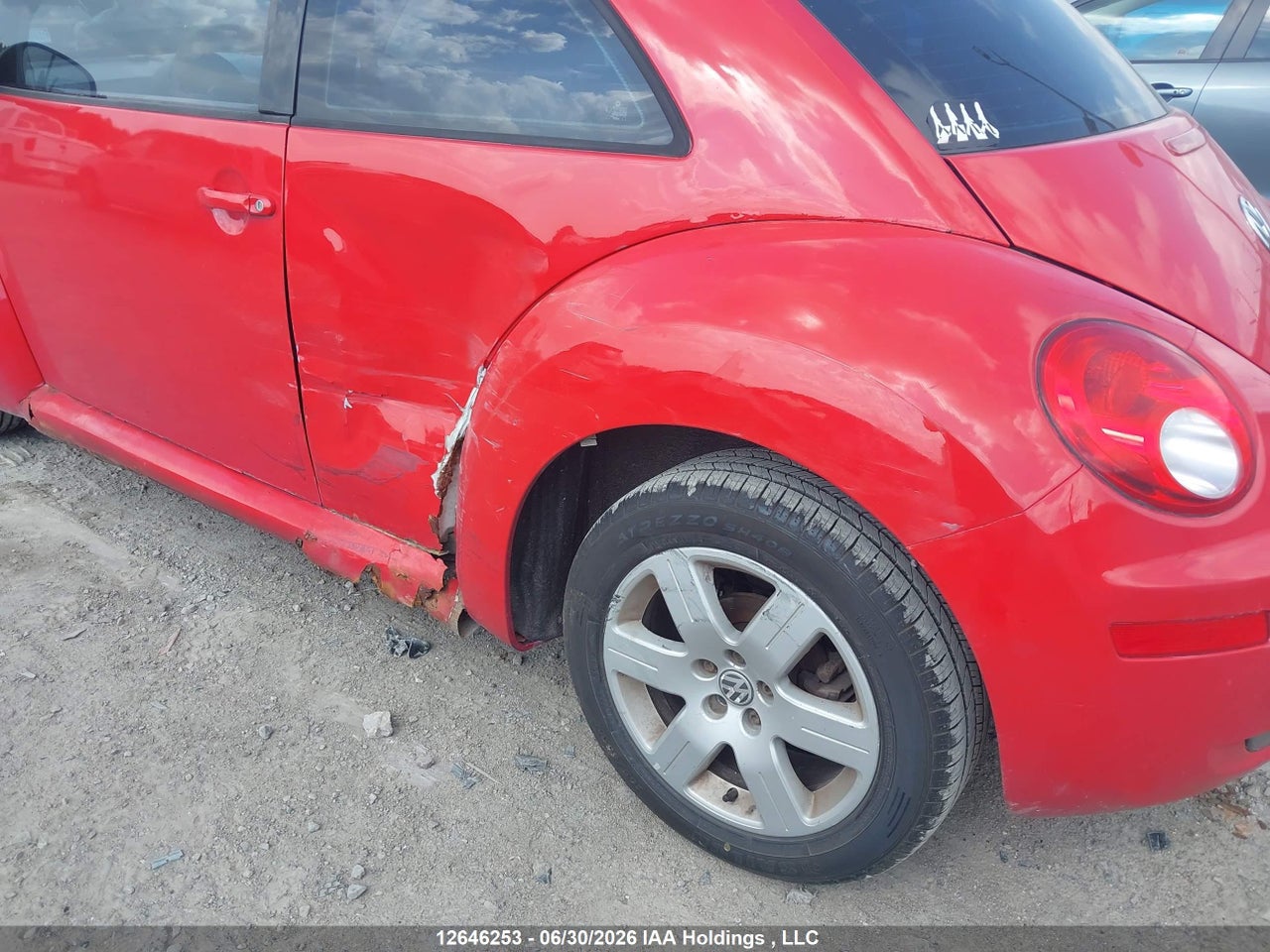 2007 VOLKSWAGEN NEW BEETLE 2.5L LUXURY thumbnail 7