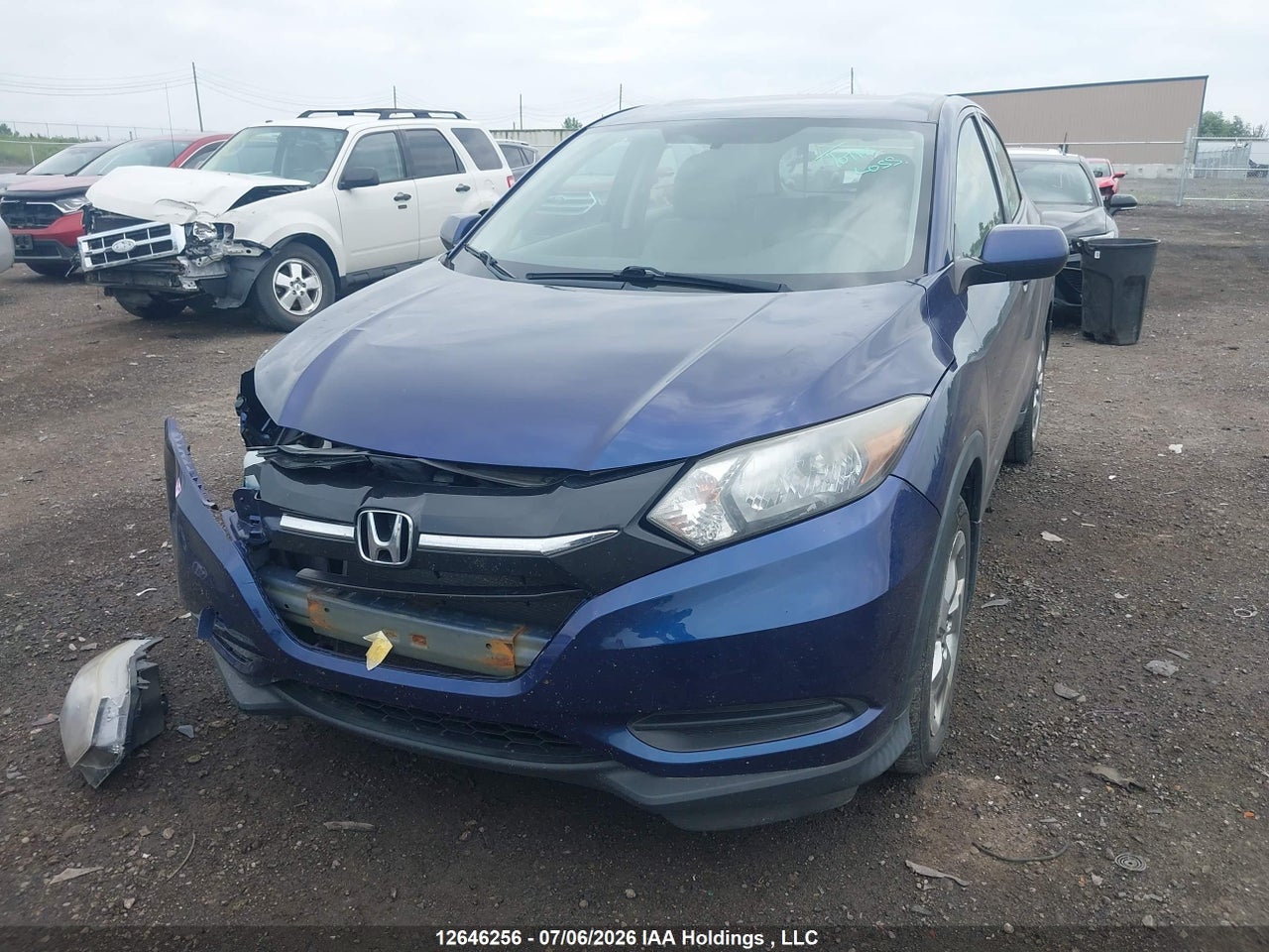 2017 HONDA HR-V LX thumbnail 3