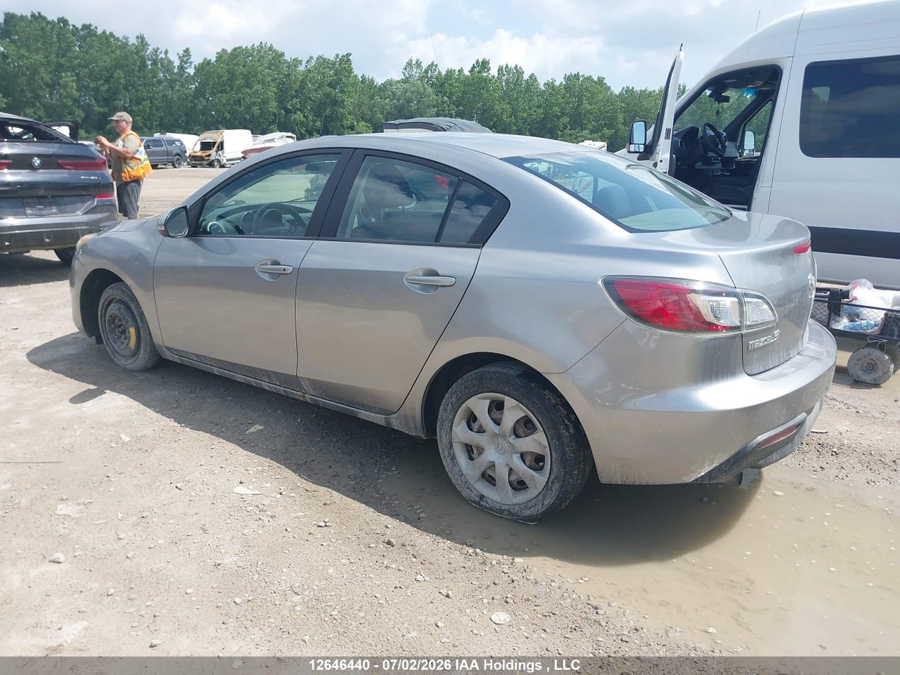 2011 MAZDA MAZDA3 thumbnail 4