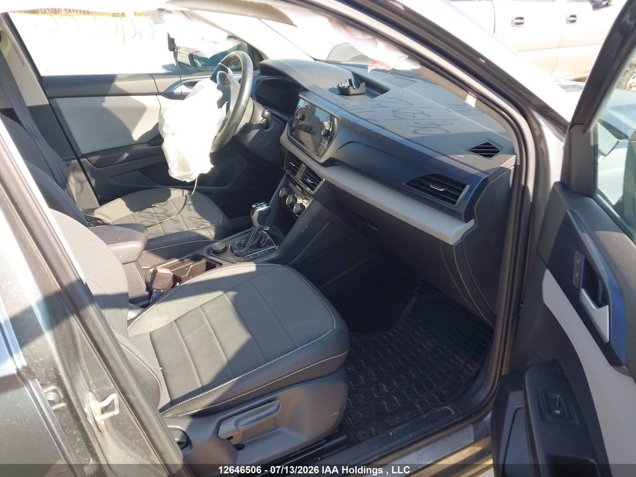 2023 VOLKSWAGEN TAOS COMFORTLINE thumbnail 6