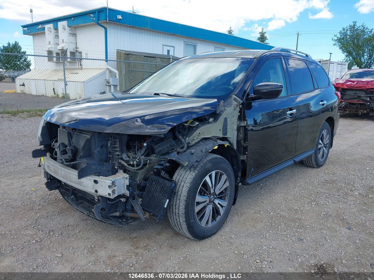 2018 NISSAN PATHFINDER S/SV/SL/PLATINUM thumbnail 3