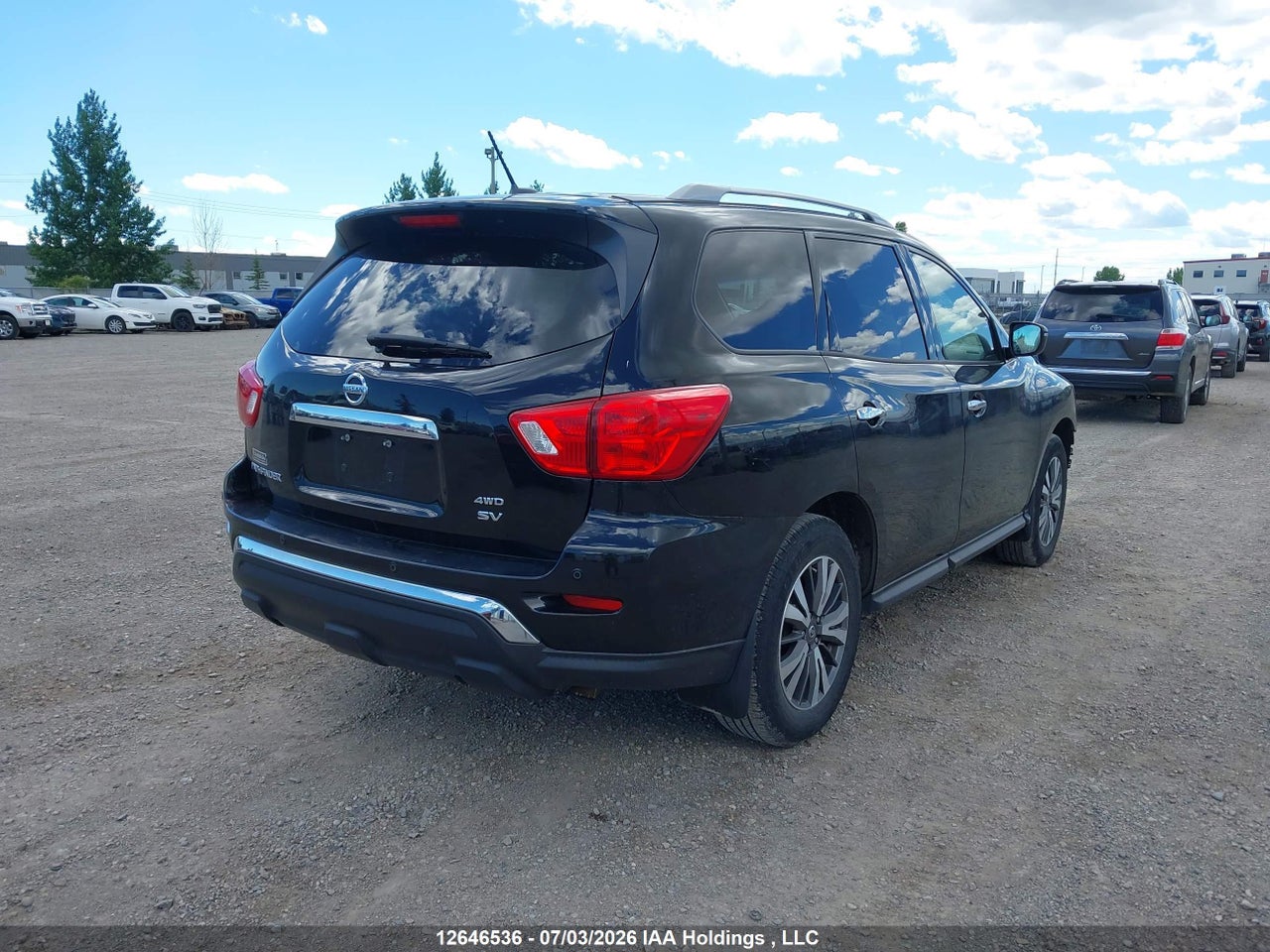 2018 NISSAN PATHFINDER S/SV/SL/PLATINUM thumbnail 5