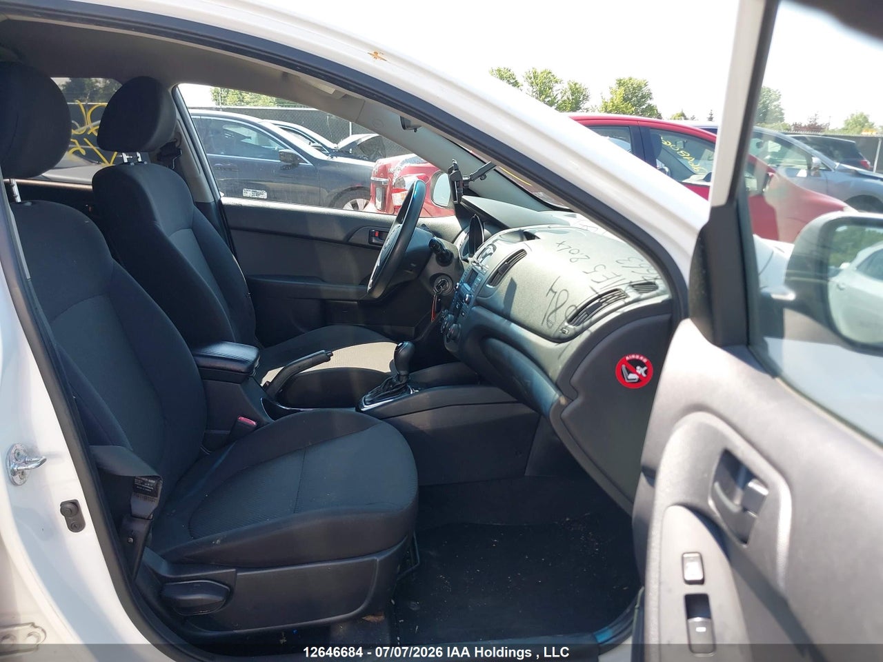2012 KIA FORTE5 2.0L LX thumbnail 6