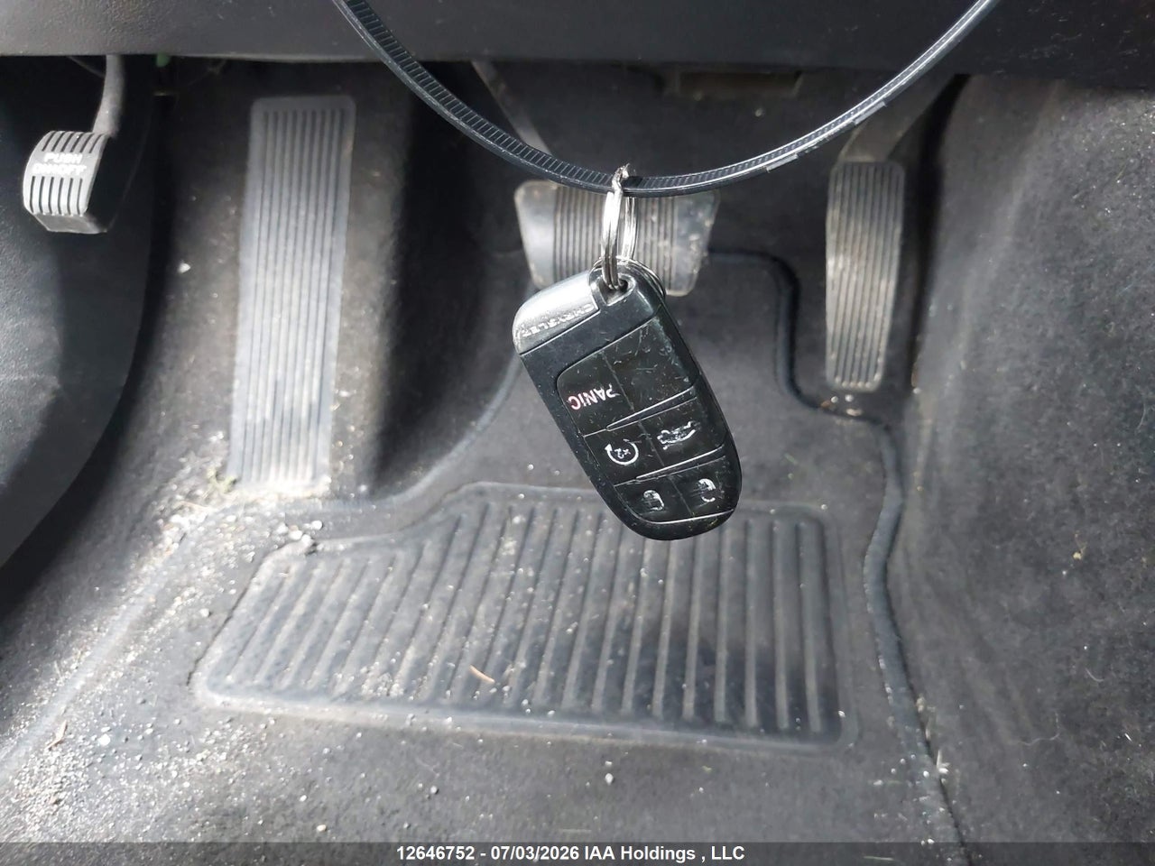2012 CHRYSLER 300 LIMITED thumbnail 12