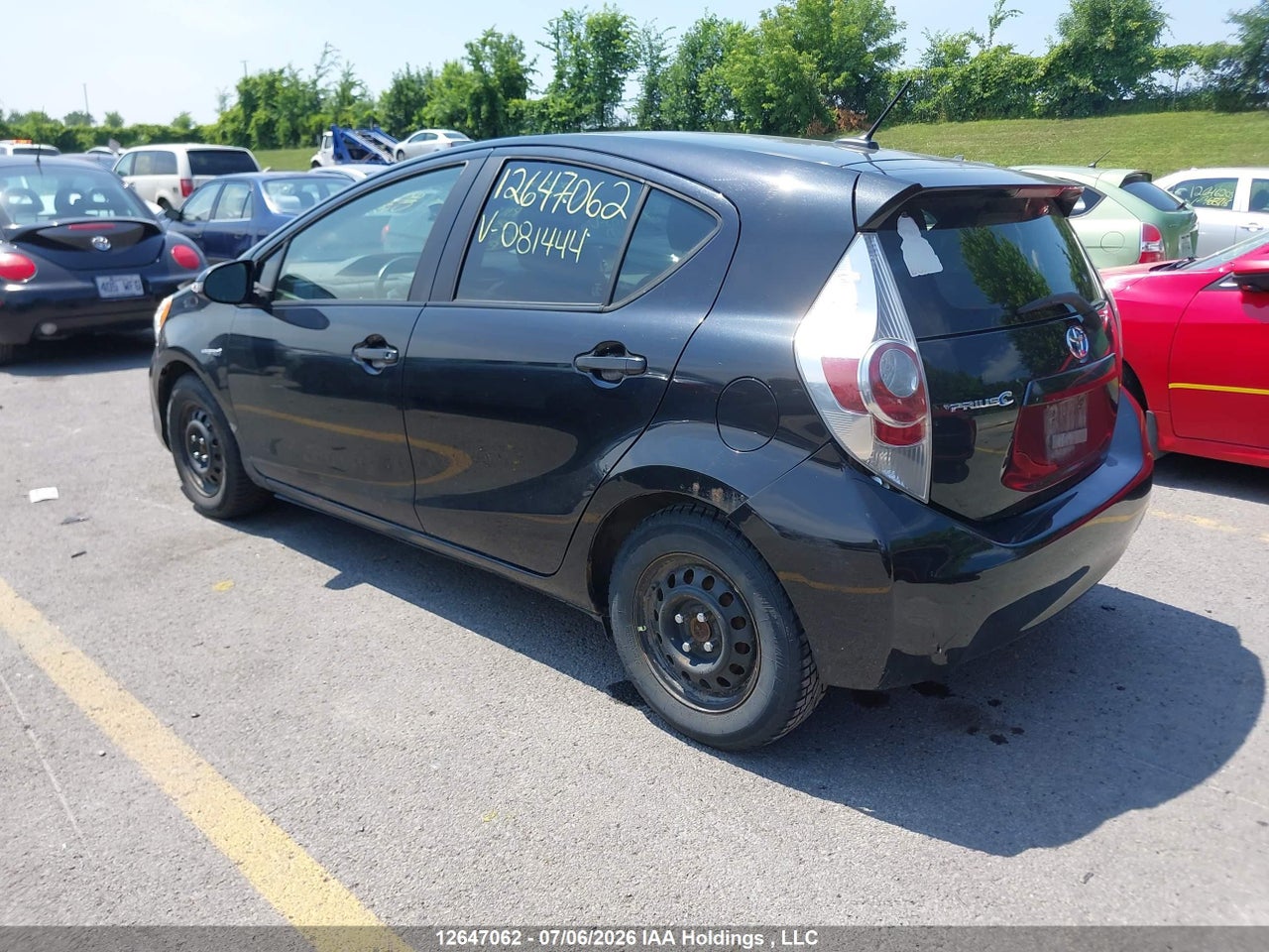 2014 TOYOTA Prius c thumbnail 4