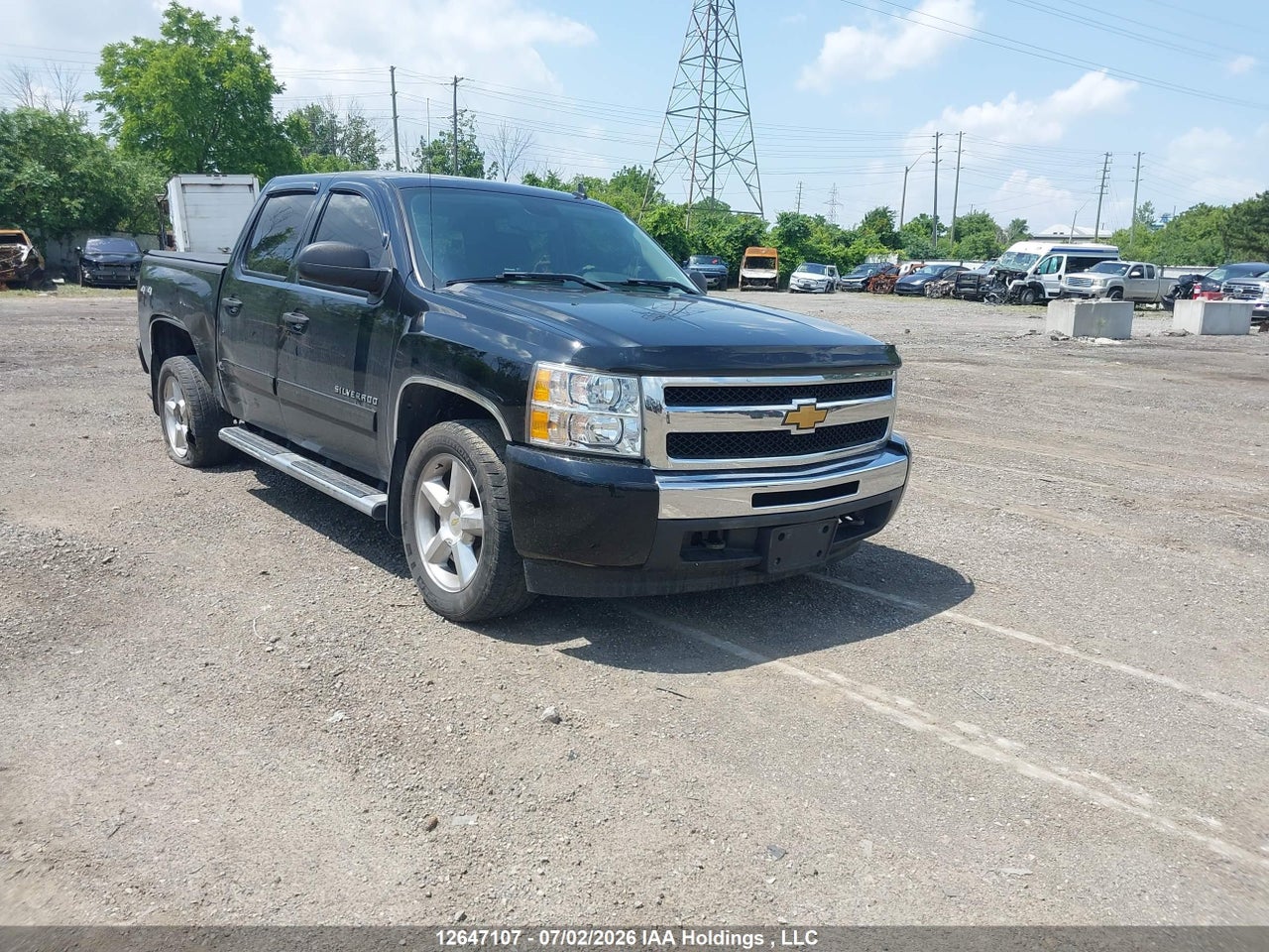 2011 CHEVROLET SILVERADO K1500 LT thumbnail 2