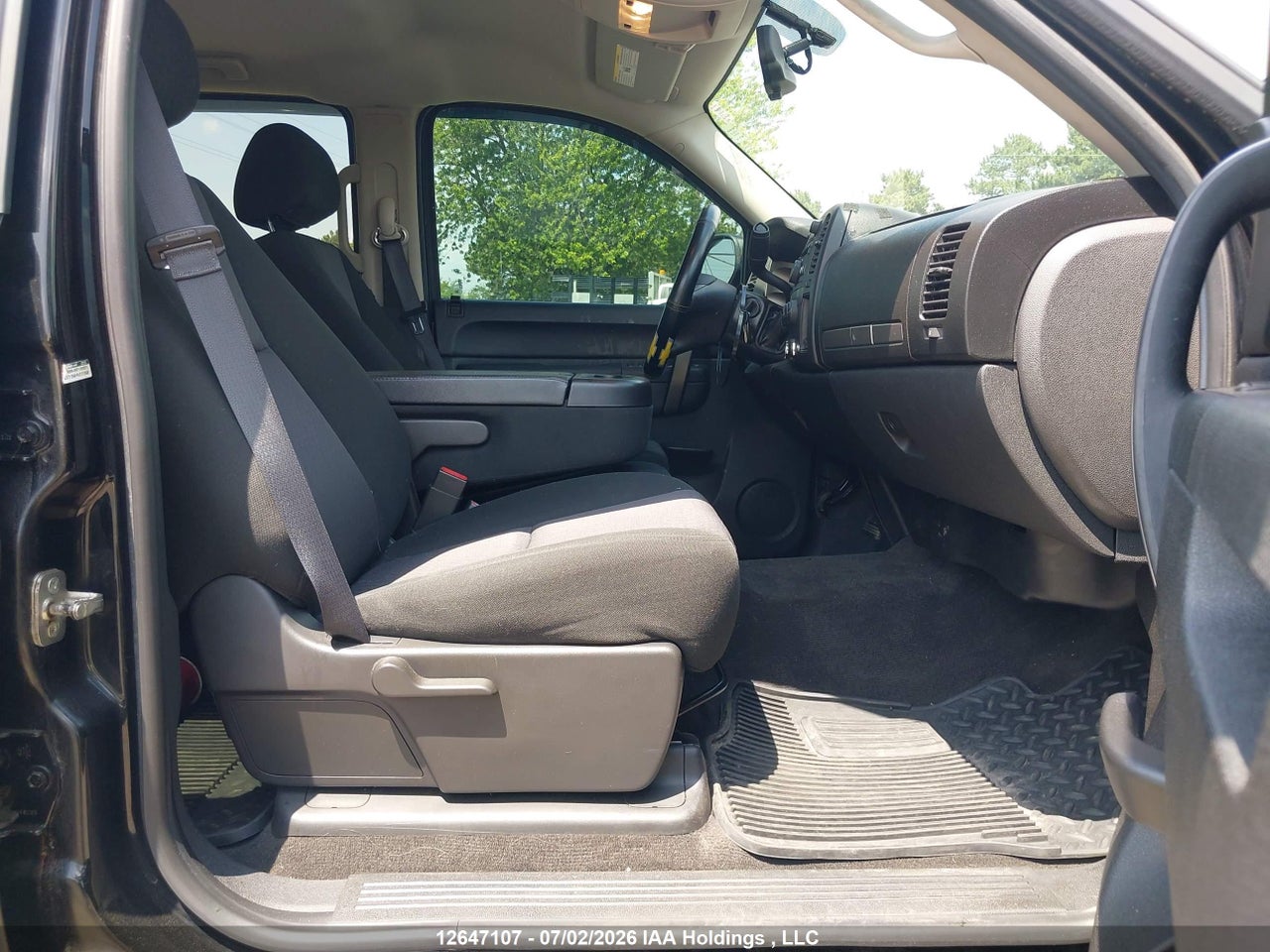 2011 CHEVROLET SILVERADO K1500 LT thumbnail 6