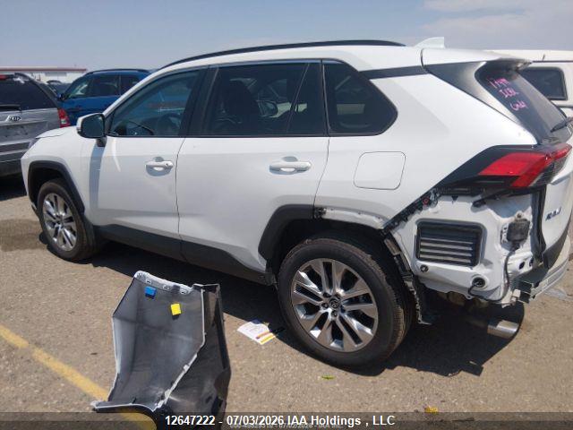 2025 TOYOTA RAV4 XLE thumbnail 5