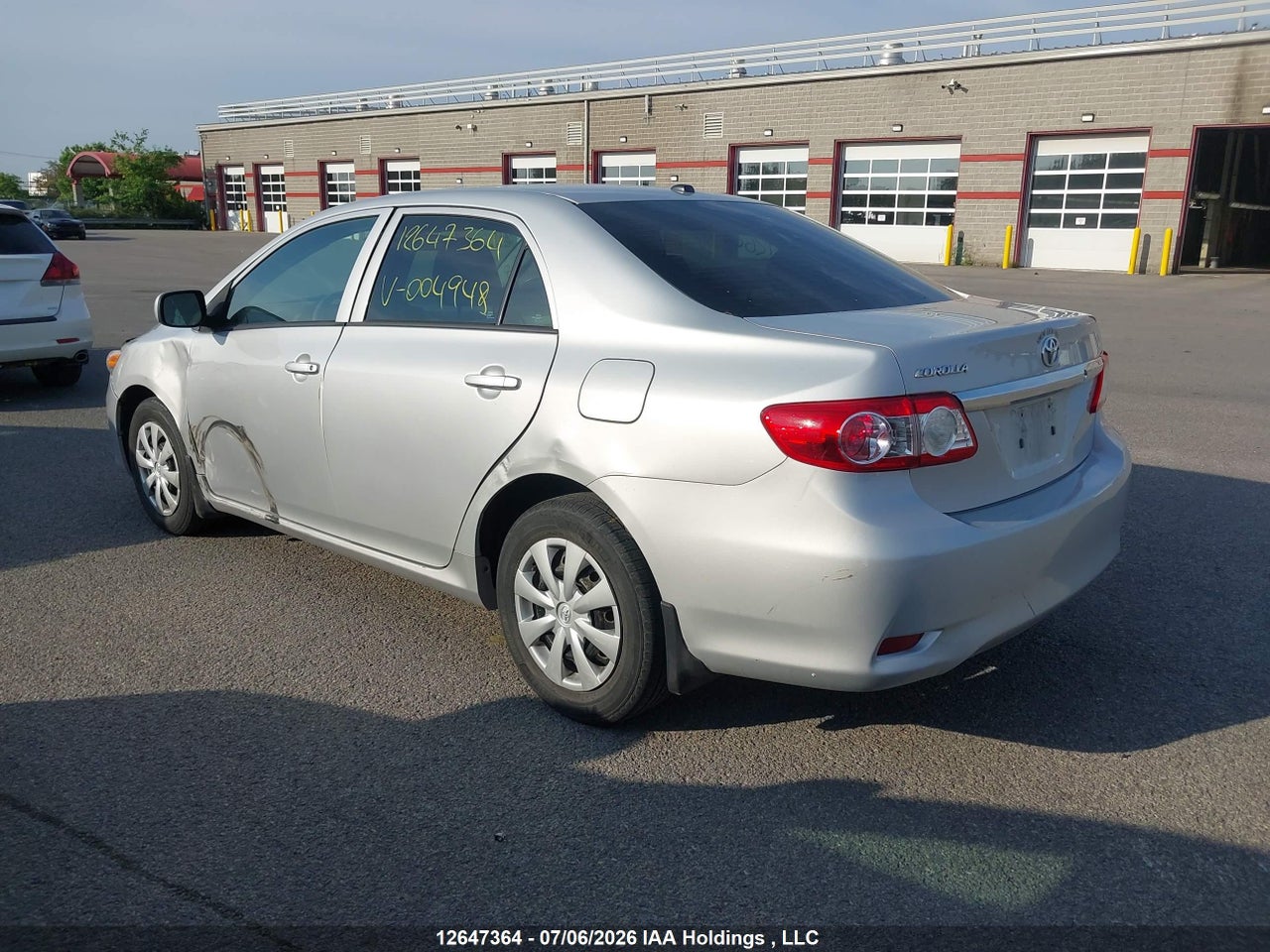 2013 TOYOTA COROLLA CE thumbnail 4