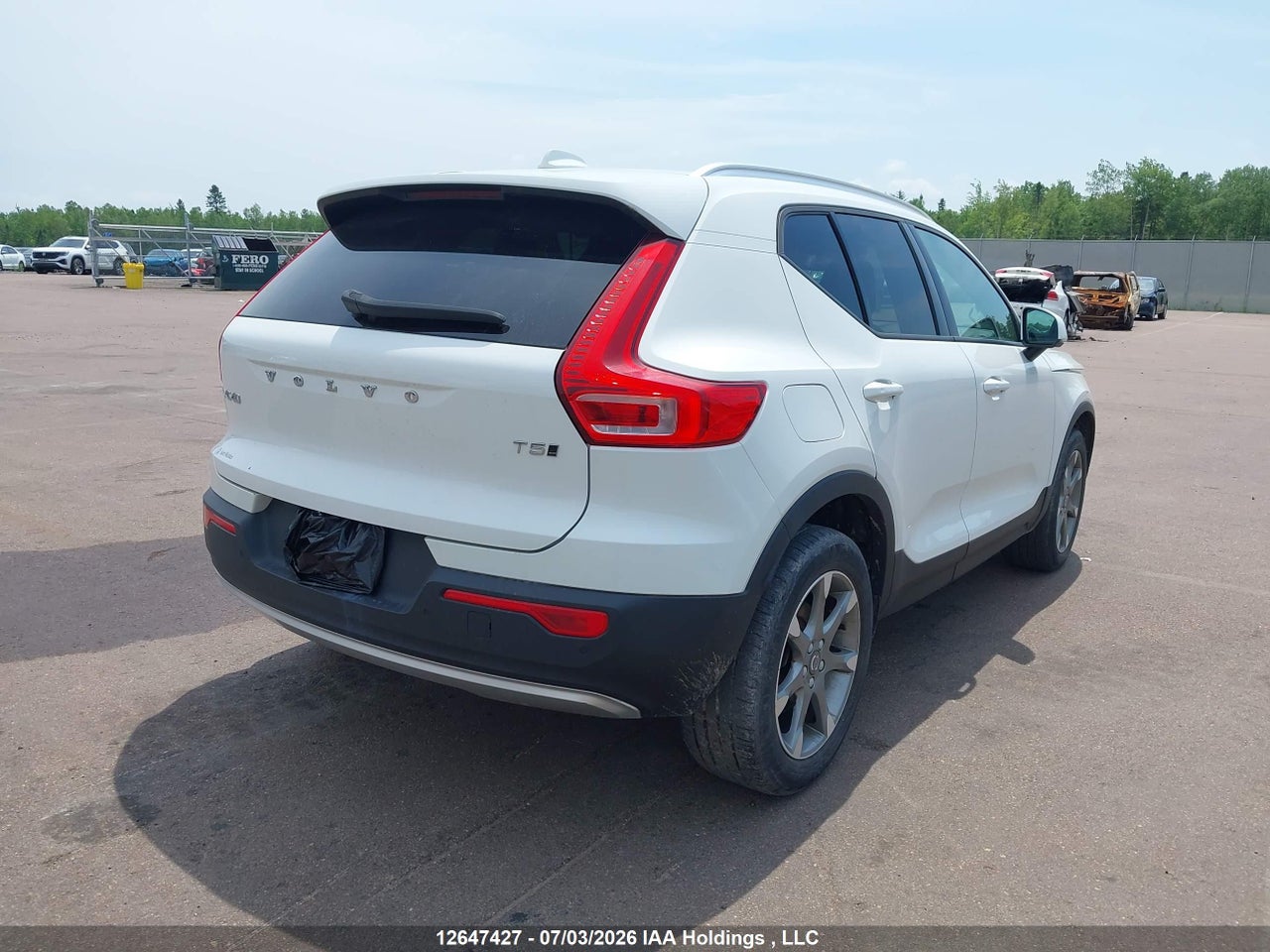 2020 VOLVO XC40 T5 MOMENTUM thumbnail 5
