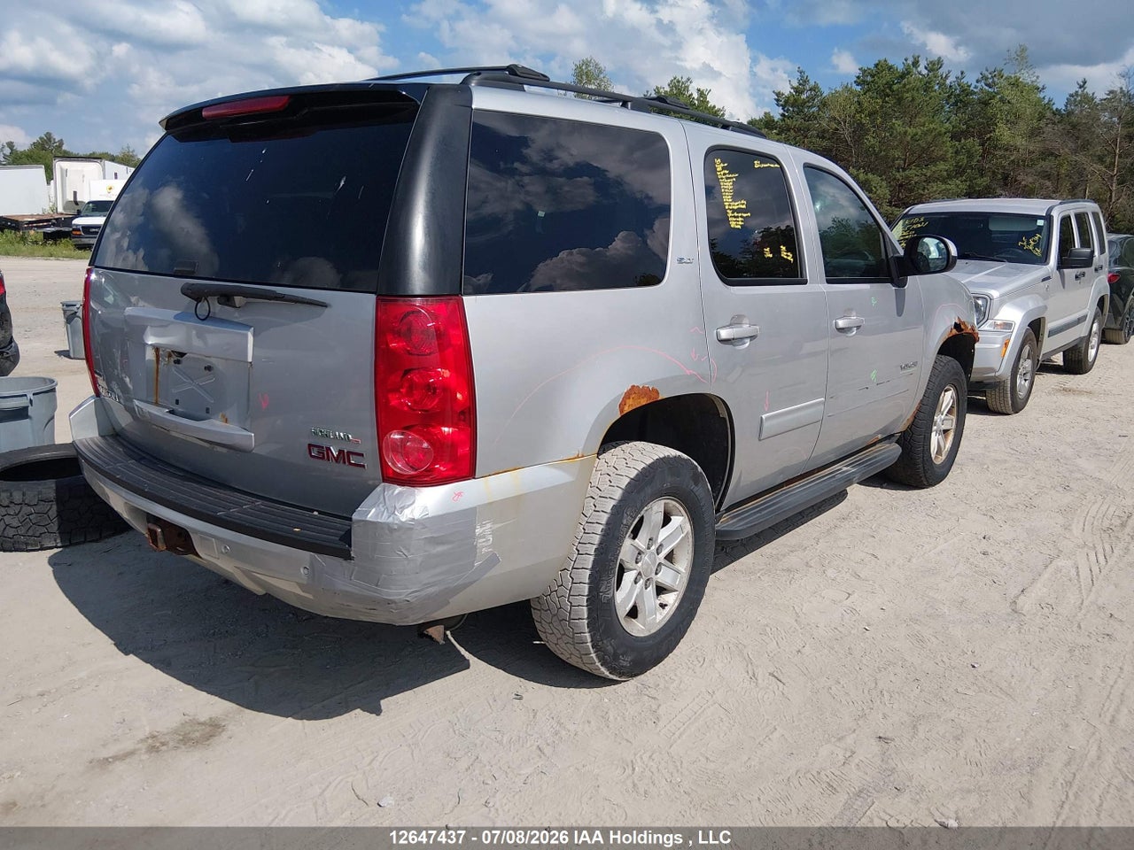 2012 GMC YUKON SLT thumbnail 5