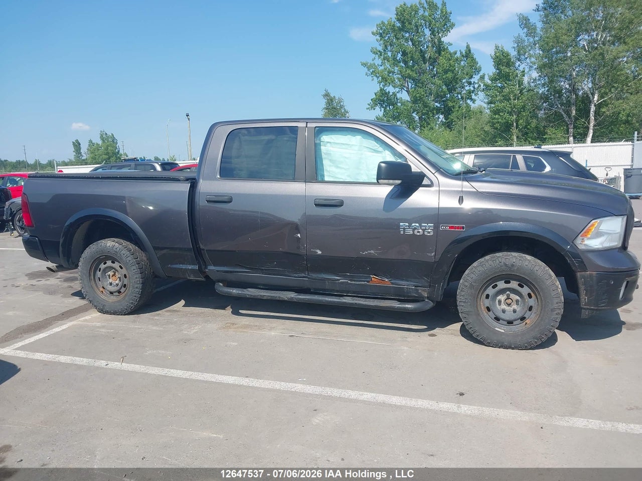 2016 RAM 1500 SLT thumbnail 7