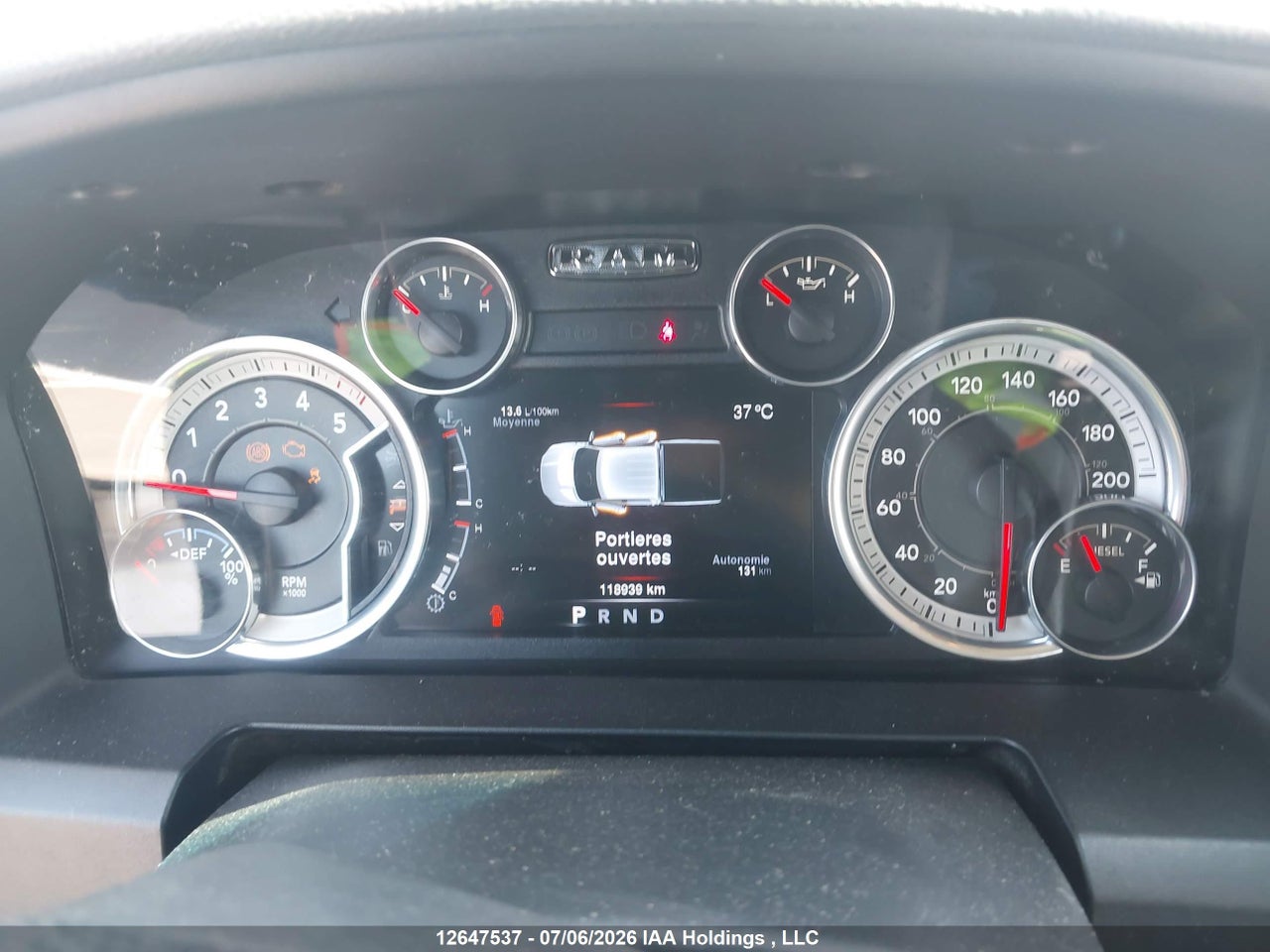 2016 RAM 1500 SLT thumbnail 8