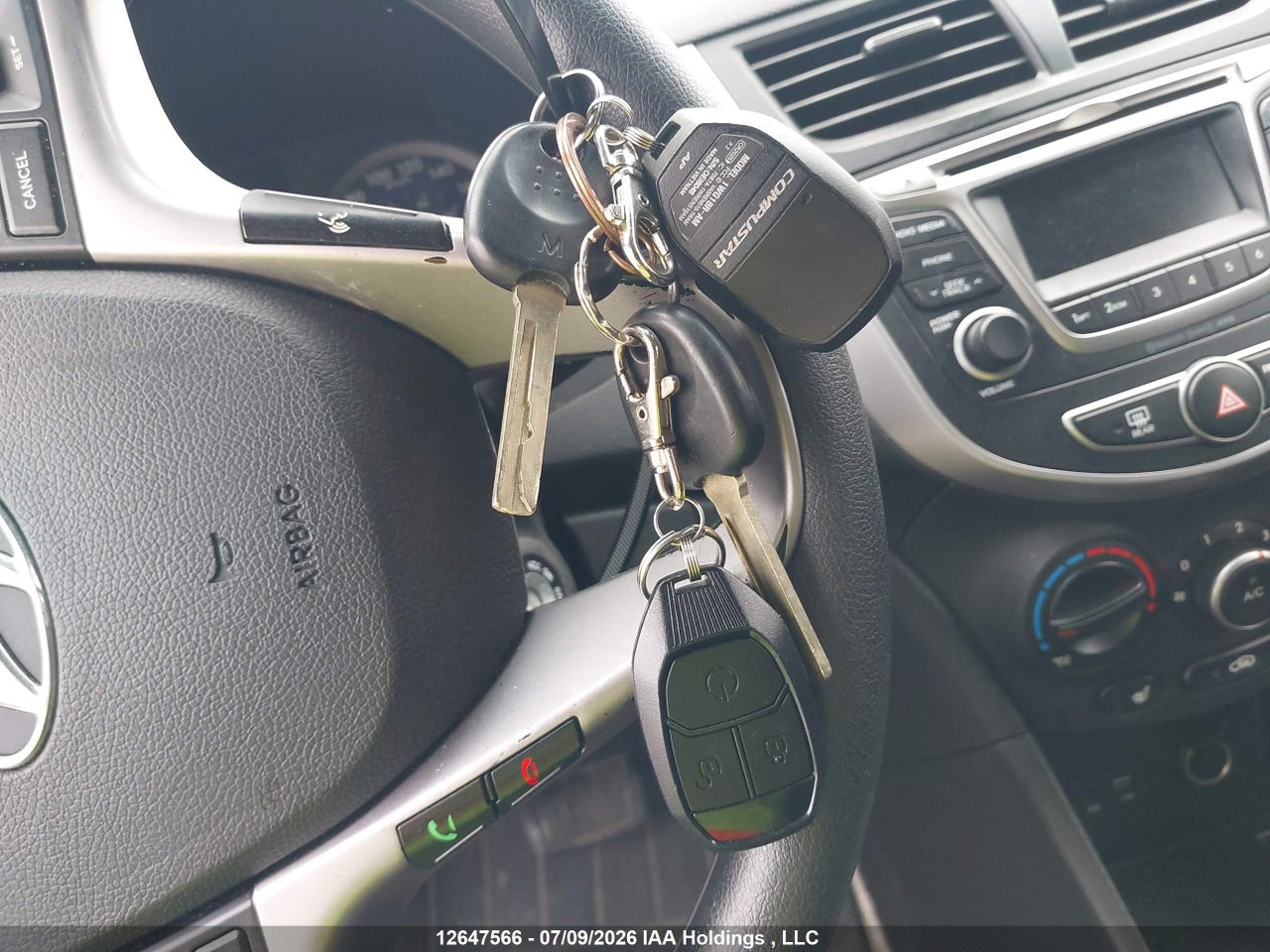 2015 HYUNDAI ACCENT GS thumbnail 12