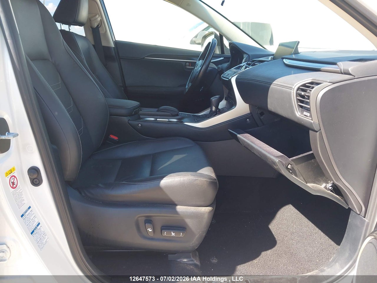 2016 LEXUS NX 200T thumbnail 6