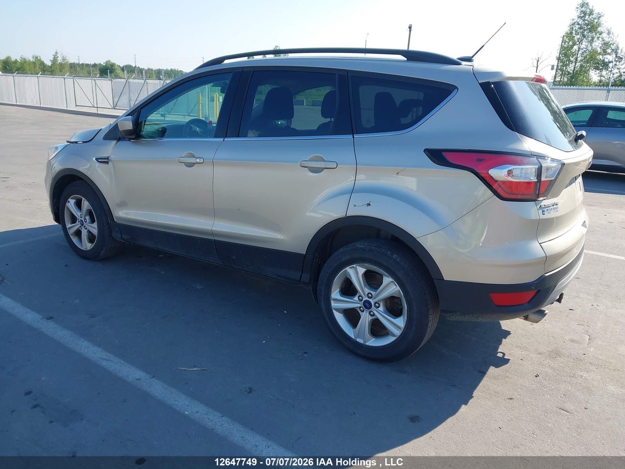2017 FORD ESCAPE thumbnail 4
