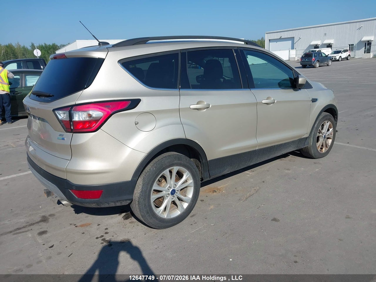 2017 FORD ESCAPE thumbnail 5