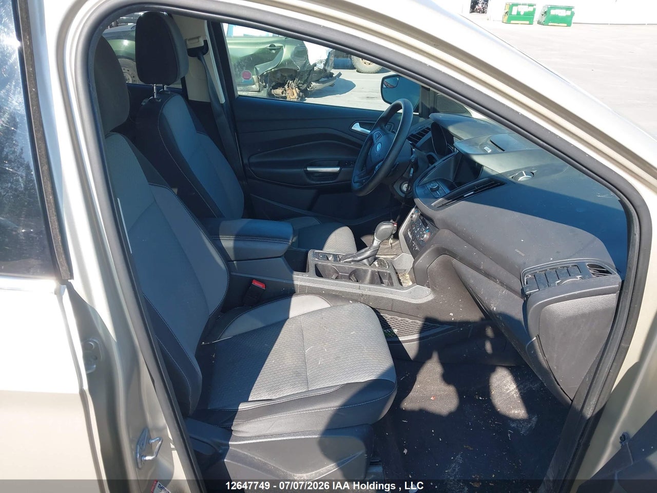 2017 FORD ESCAPE thumbnail 6
