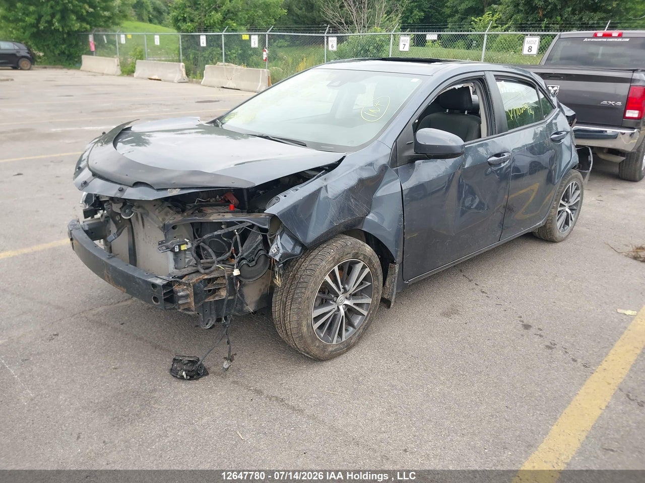 2019 TOYOTA COROLLA LE thumbnail 3