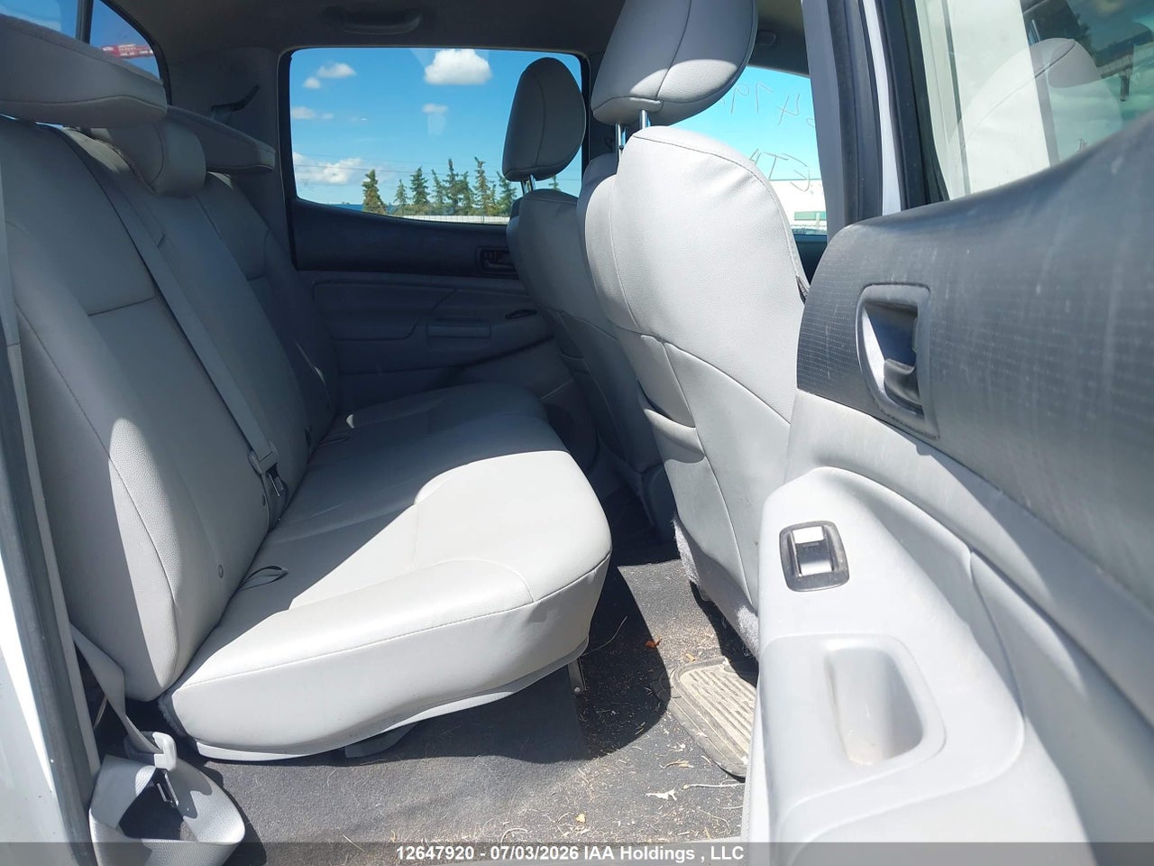 2015 TOYOTA TACOMA V6 thumbnail 9