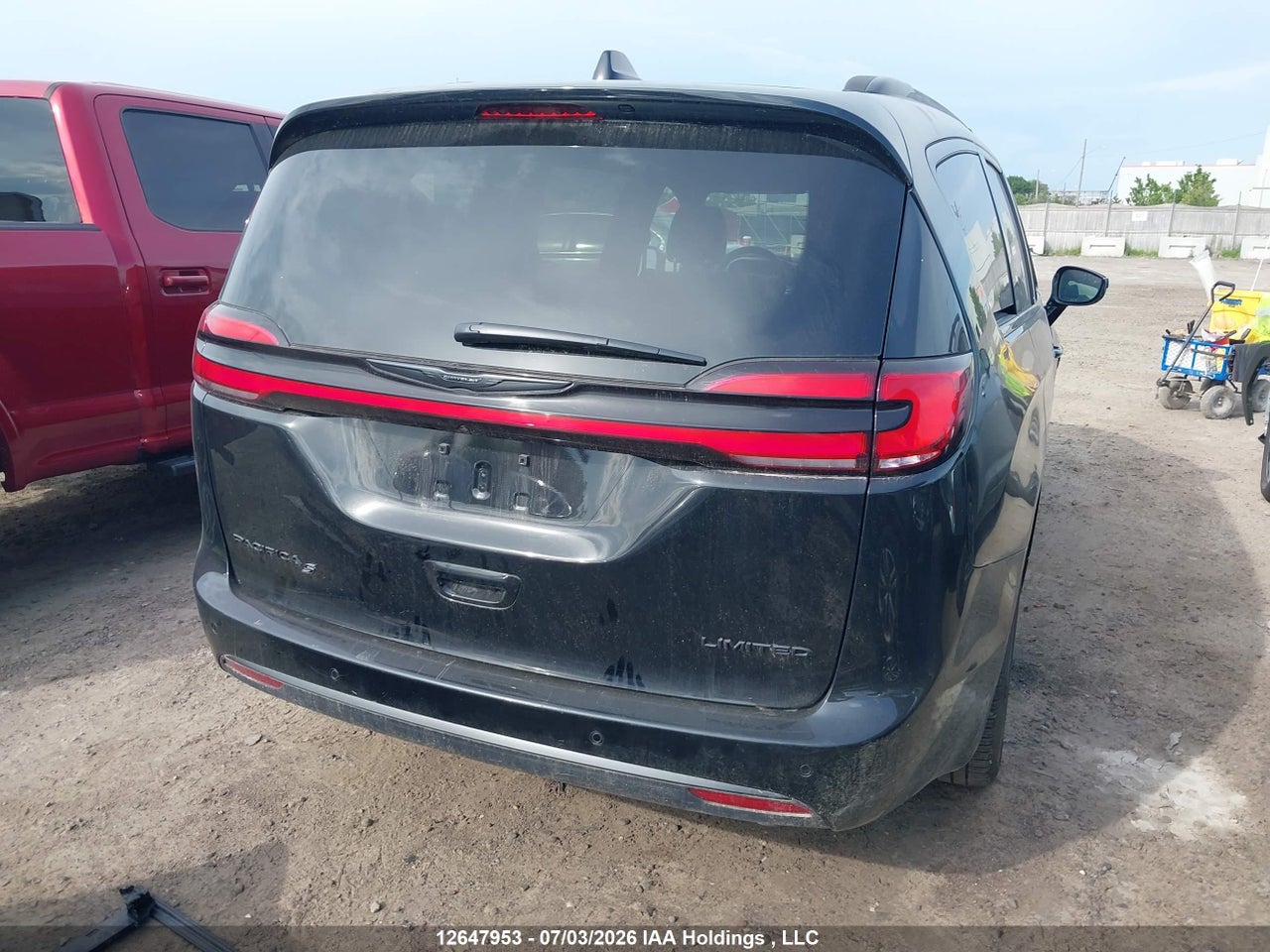 2025 CHRYSLER PACIFICA LIMITED thumbnail 5