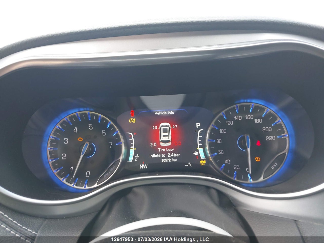 2025 CHRYSLER PACIFICA LIMITED thumbnail 8