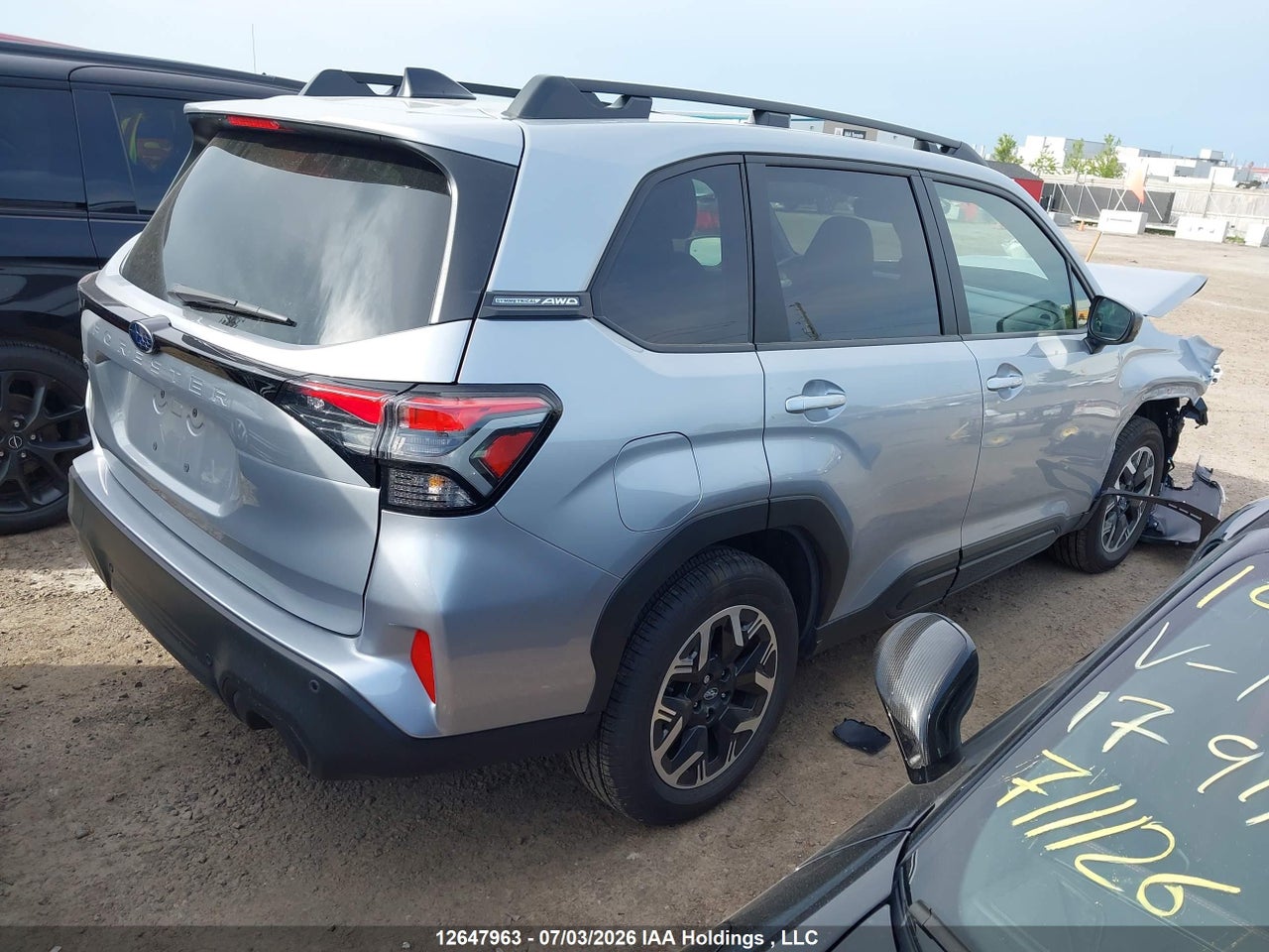 2025 SUBARU FORESTER thumbnail 5