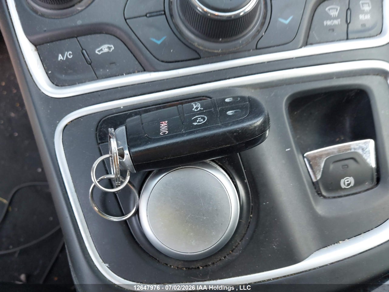 2016 CHRYSLER 200 C thumbnail 11
