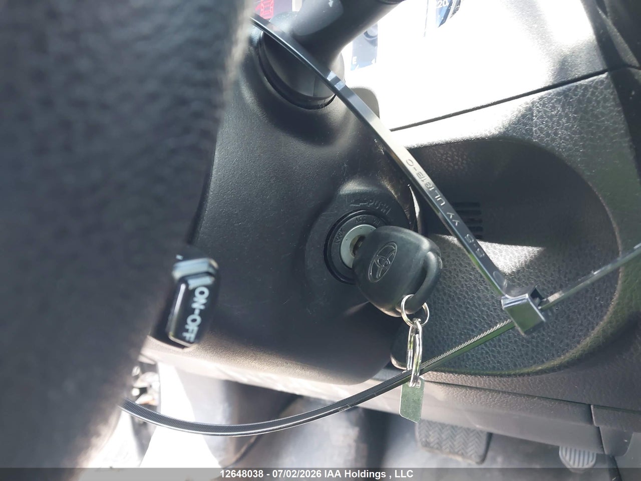 2018 TOYOTA COROLLA L/LE/XLE/SE/XSE thumbnail 12