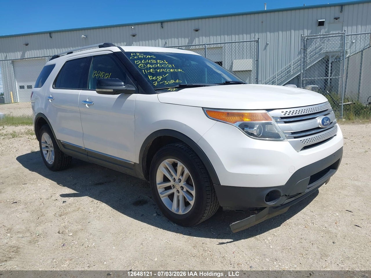 2011 FORD EXPLORER XLT thumbnail 2