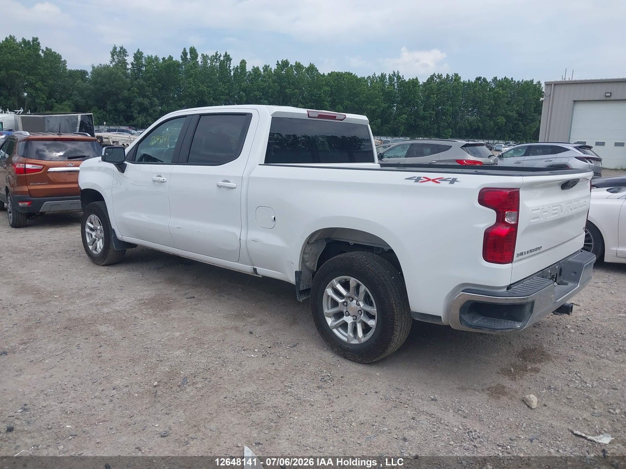 2026 CHEVROLET SILVERADO K1500 LT thumbnail 4