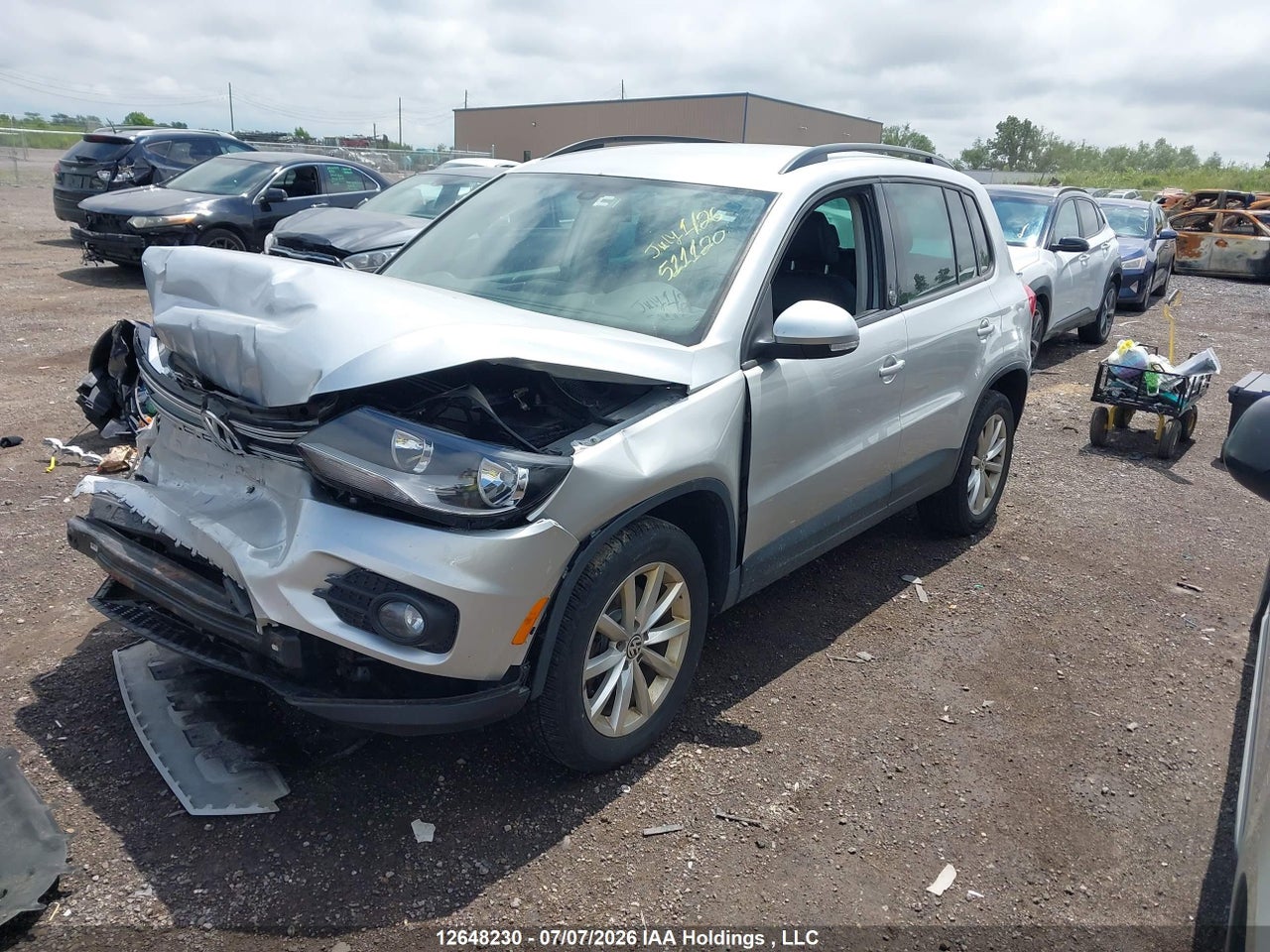 2017 VOLKSWAGEN TIGUAN WOLFSBURG EDITION thumbnail 3