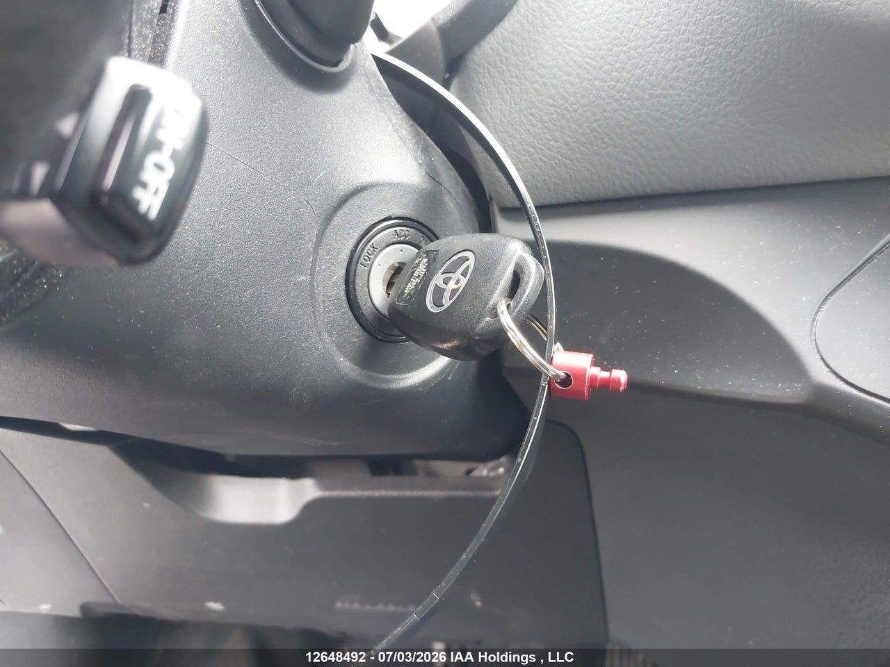 2017 TOYOTA YARIS L/LE/SE thumbnail 12