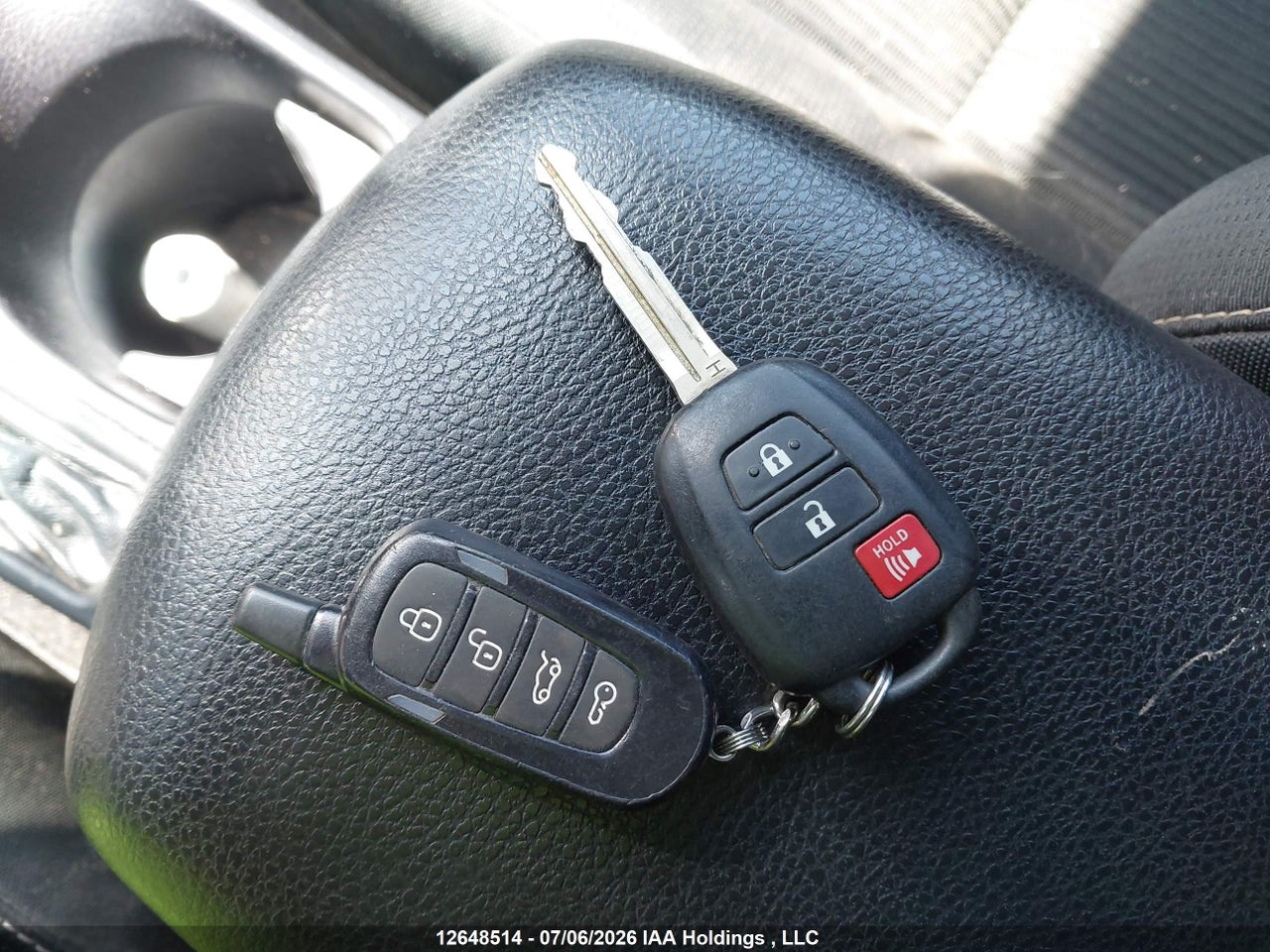 2013 TOYOTA RAV4 XLE thumbnail 12
