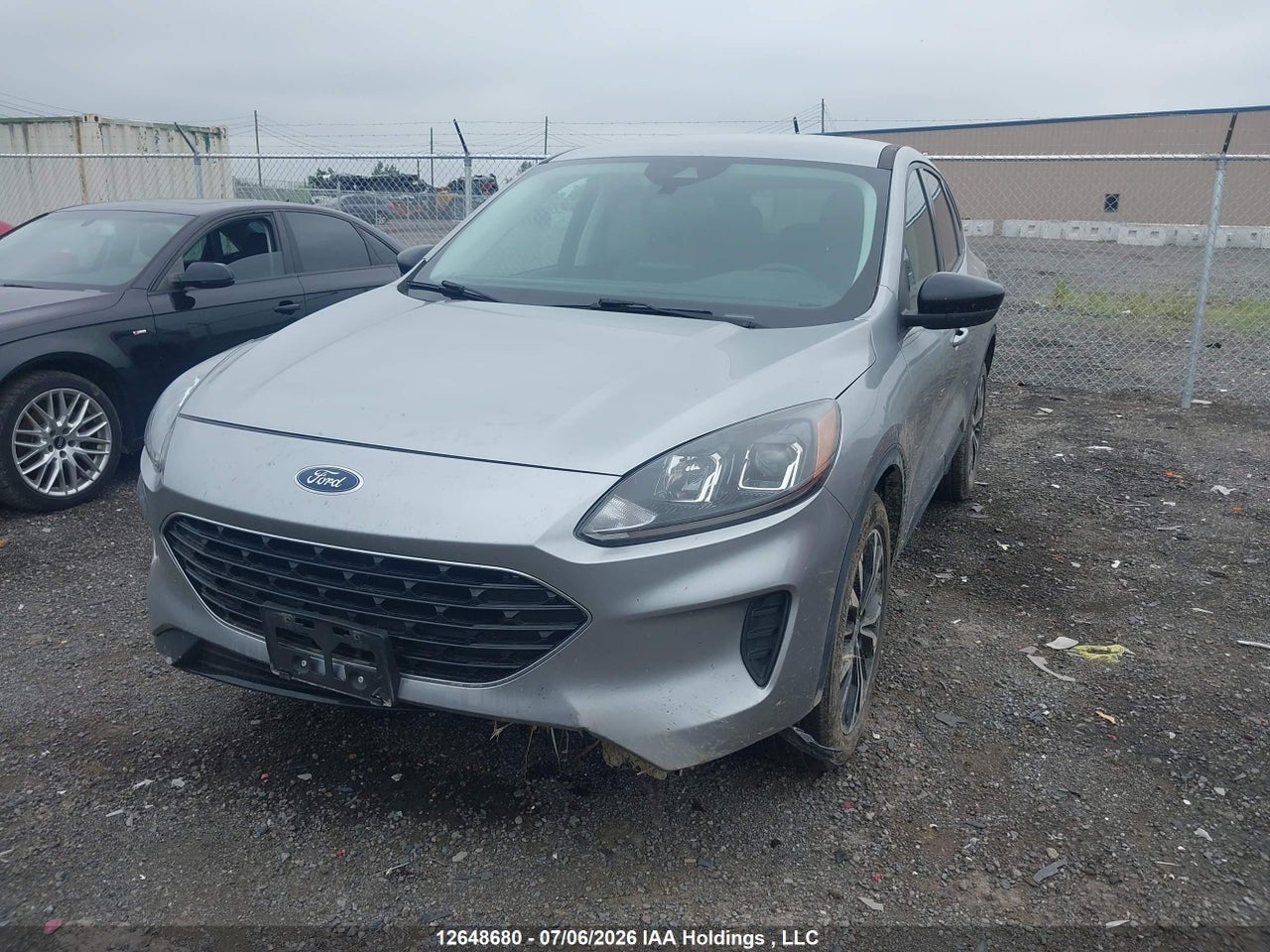 2021 FORD ESCAPE thumbnail 3