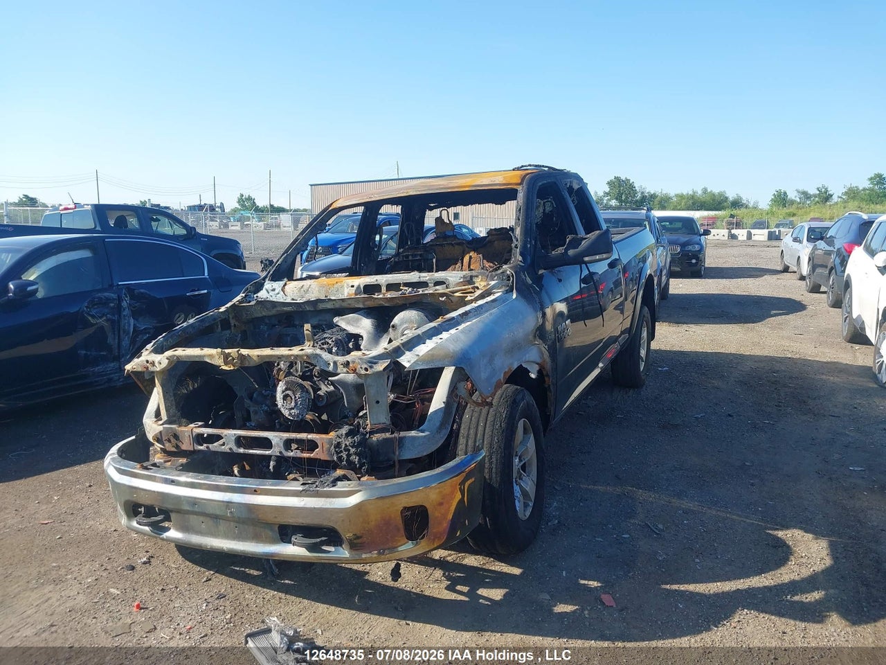 2014 RAM 1500 SLT thumbnail 3
