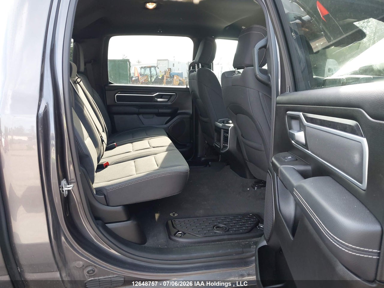 2023 RAM 1500 BIG HORN thumbnail 9