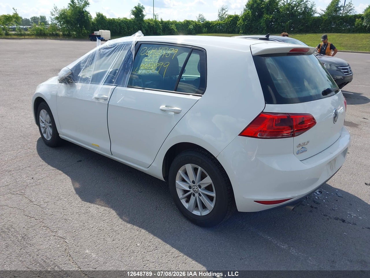 2016 VOLKSWAGEN GOLF S thumbnail 4