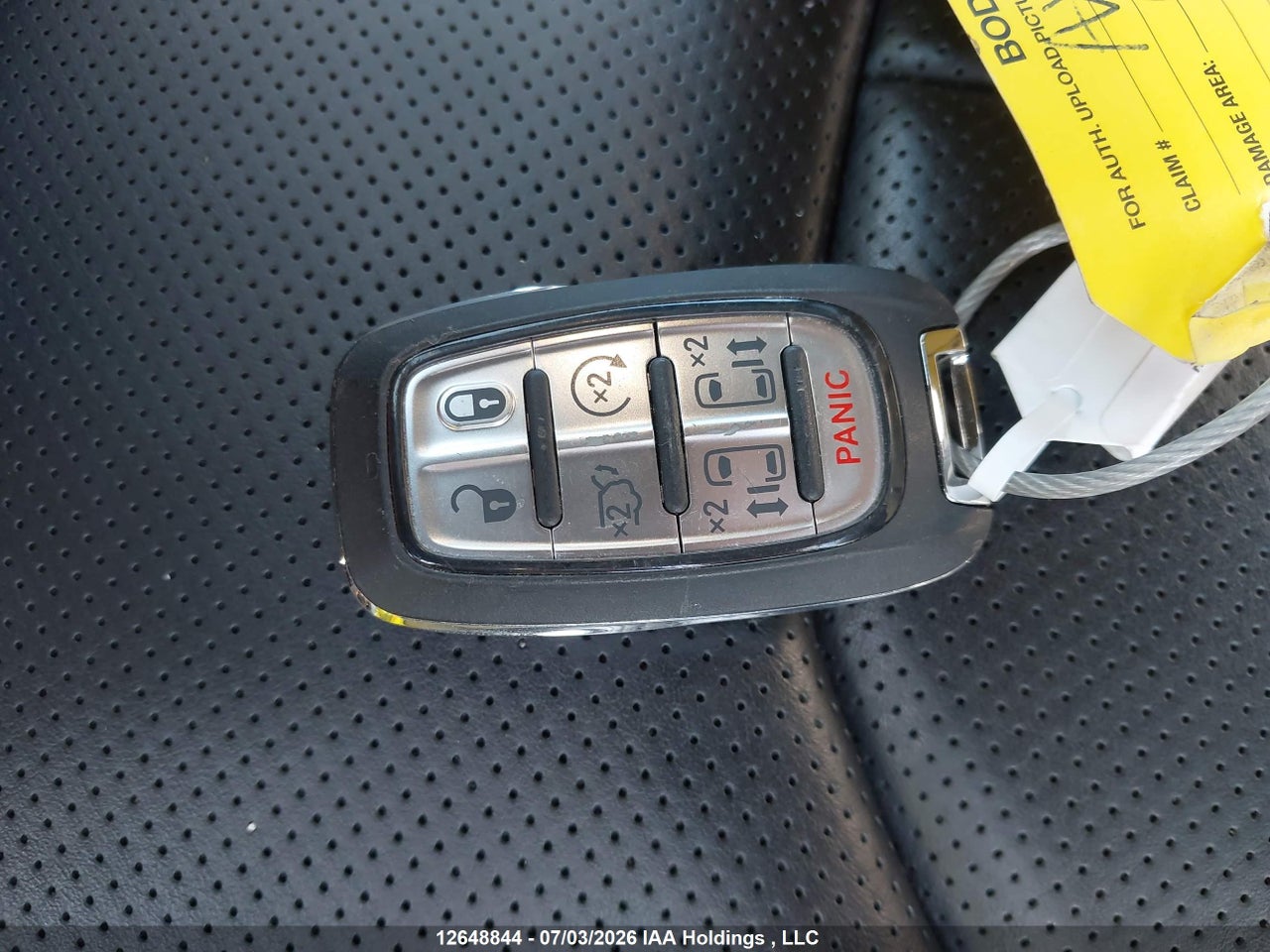 2025 CHRYSLER PACIFICA LIMITED thumbnail 12