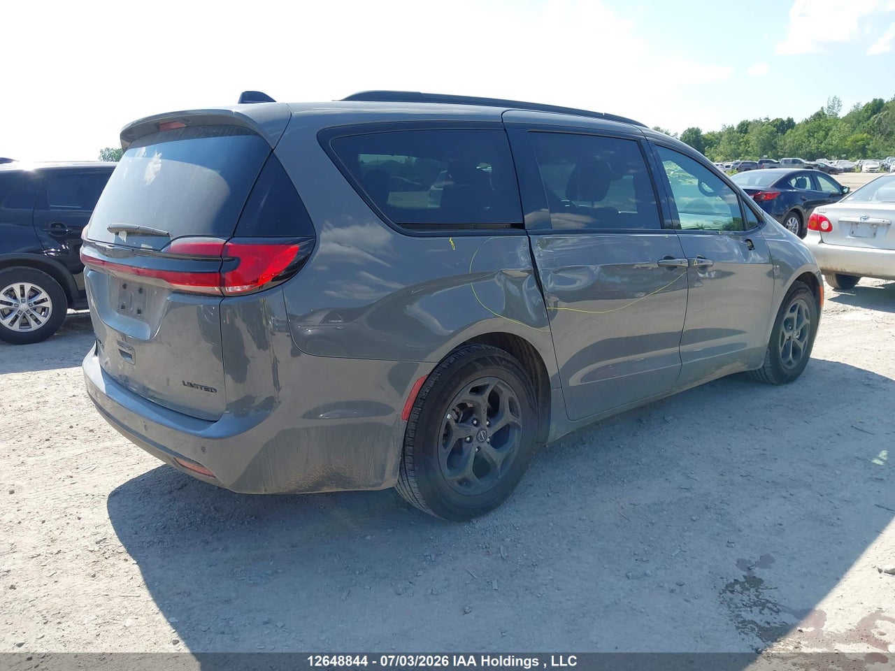 2025 CHRYSLER PACIFICA LIMITED thumbnail 5