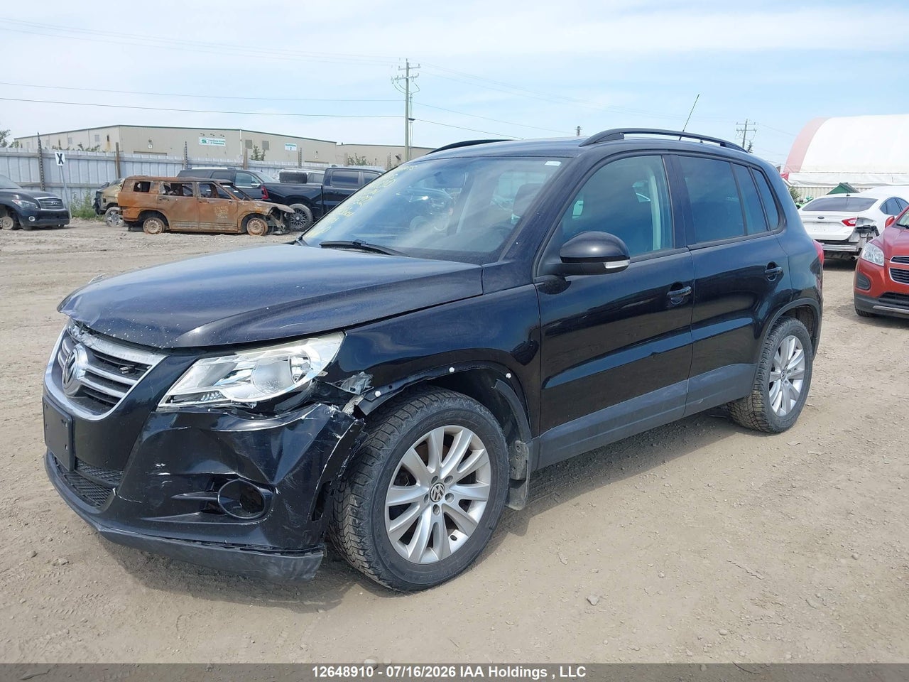 2010 VOLKSWAGEN TIGUAN SE/SEL thumbnail 3