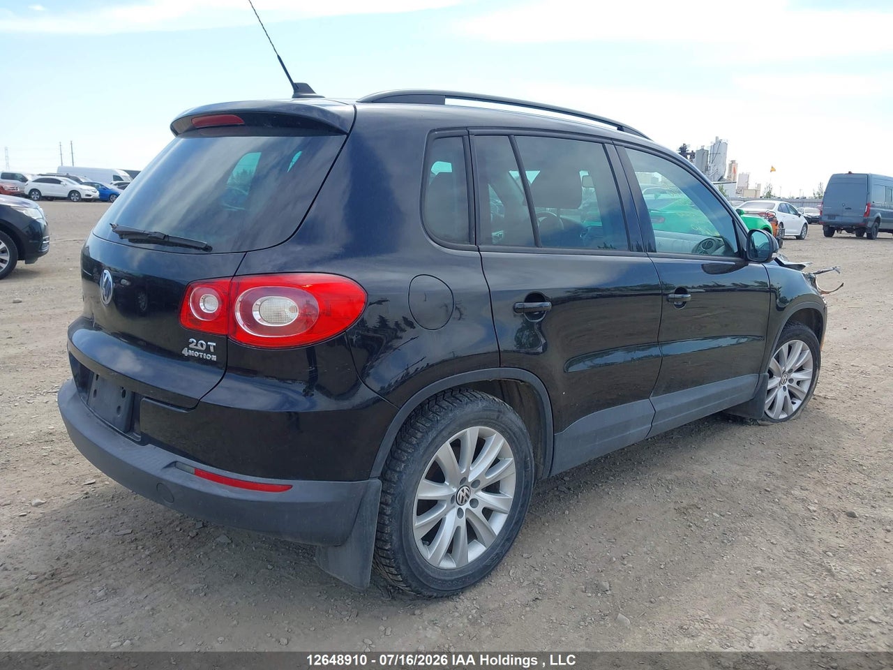 2010 VOLKSWAGEN TIGUAN SE/SEL thumbnail 5