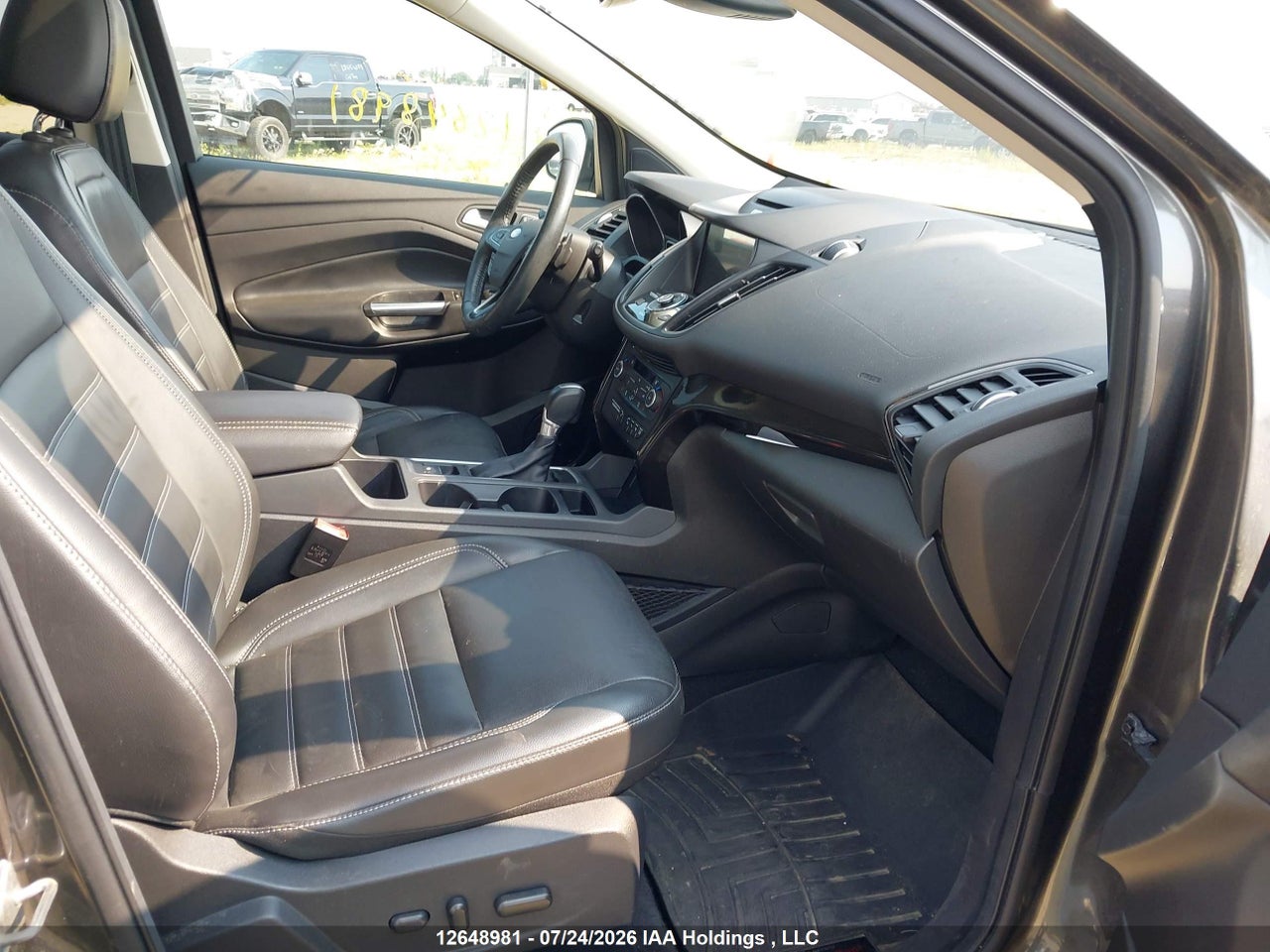 2017 FORD ESCAPE TITANIUM thumbnail 6