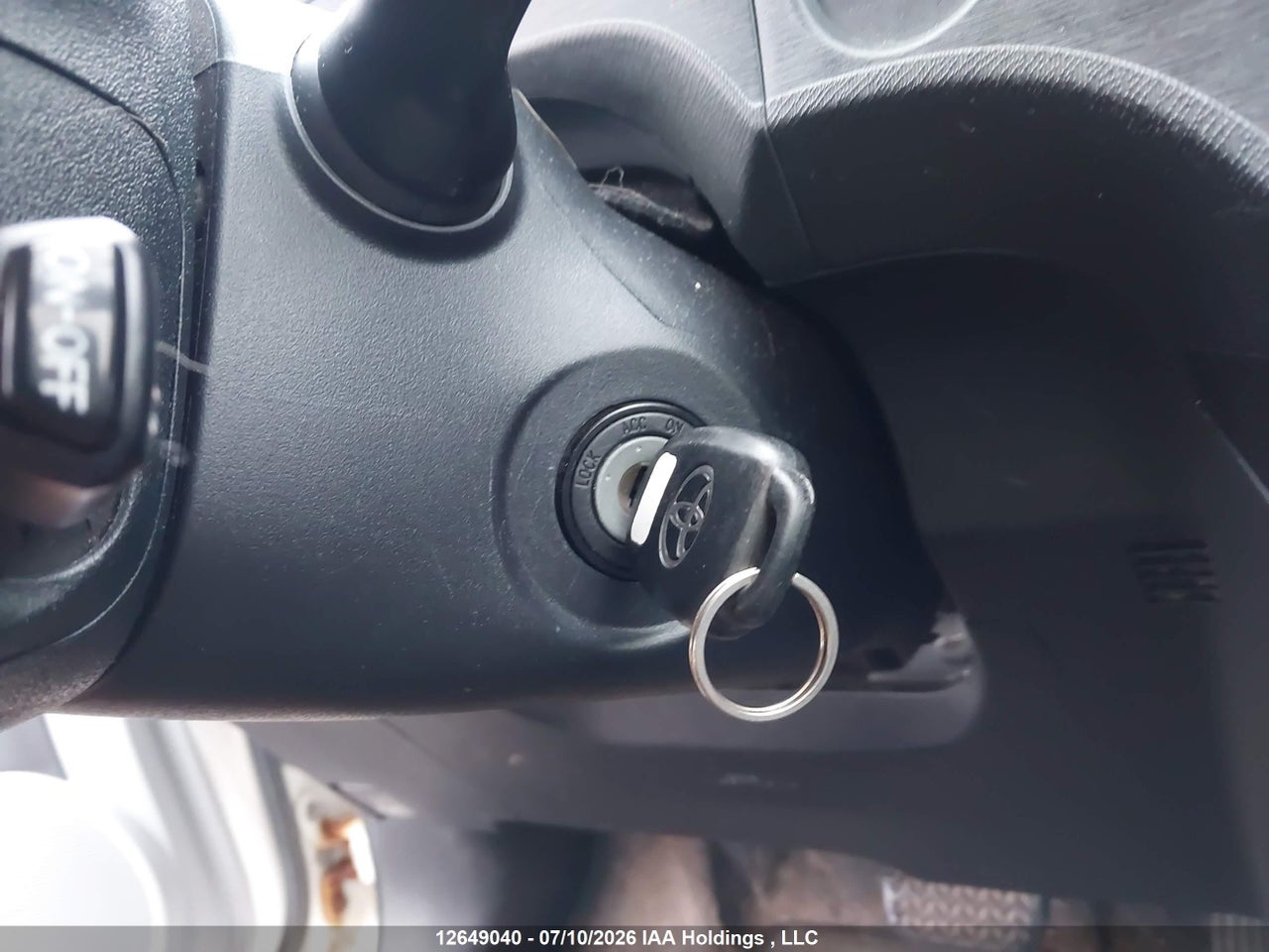 2012 TOYOTA PRIUS C TECHNOLOGY thumbnail 11