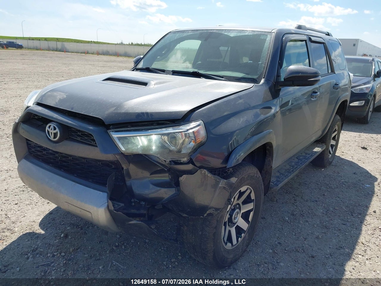2019 TOYOTA 4RUNNER SR5 thumbnail 3