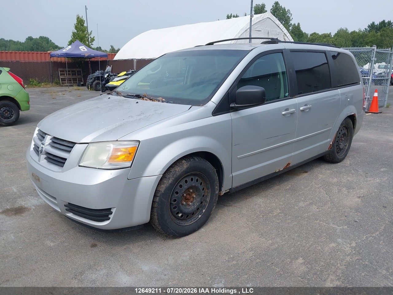 2010 DODGE CARAVAN thumbnail 3