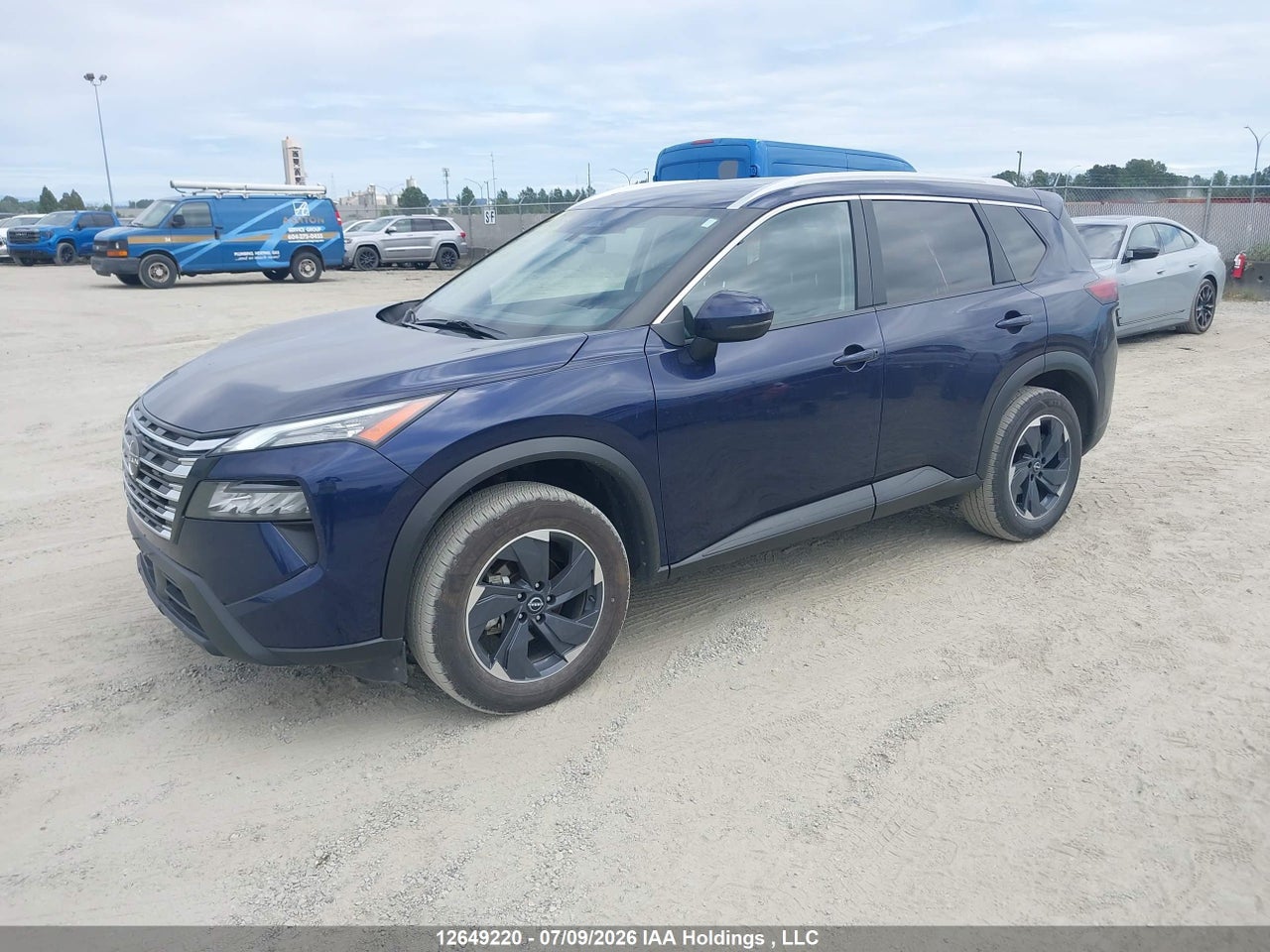 2024 NISSAN ROGUE SV thumbnail 3